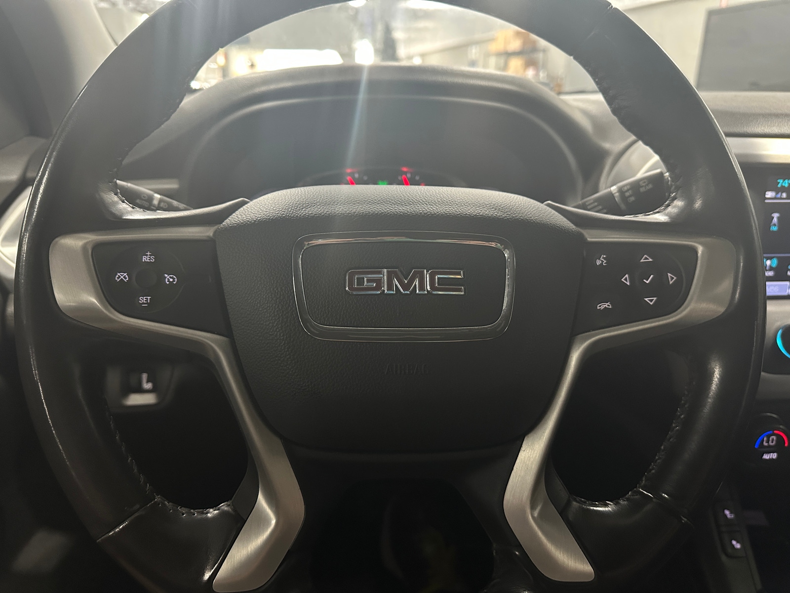 Thumbnail: 2019 GMC Acadia - 4