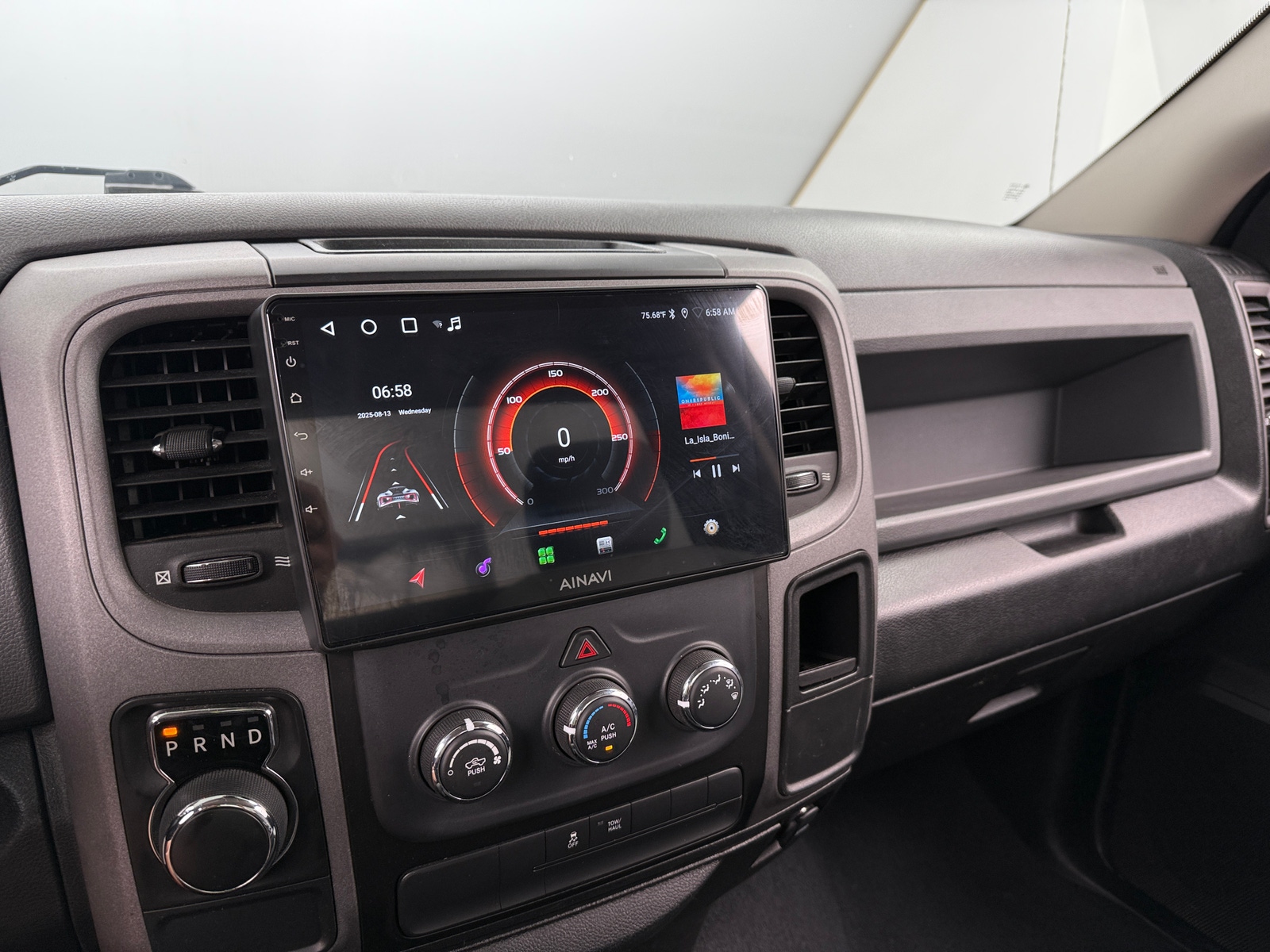 Thumbnail: 2019 RAM 1500 Classic - 4