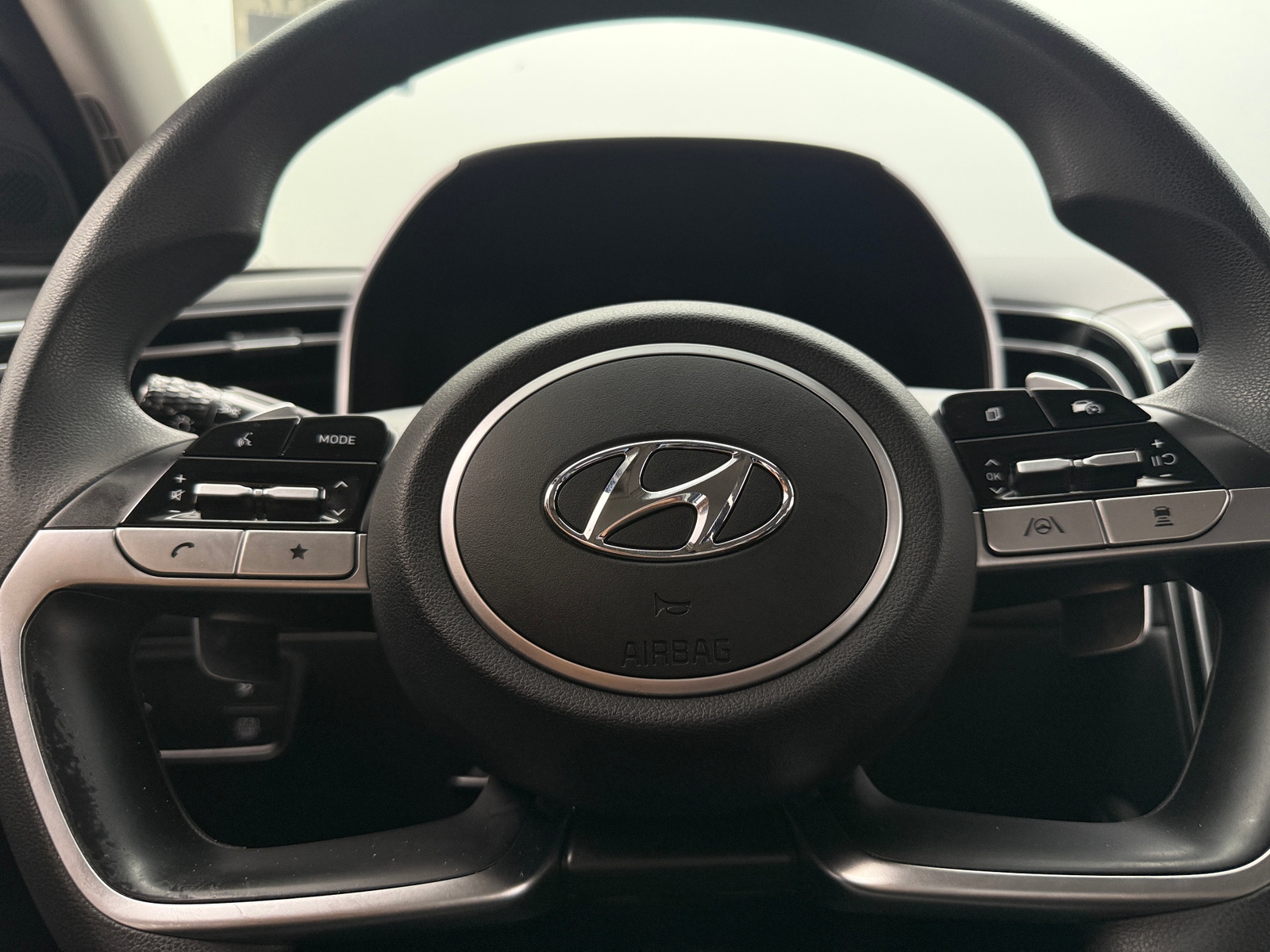 Thumbnail: 2022 Hyundai Tucson - 5