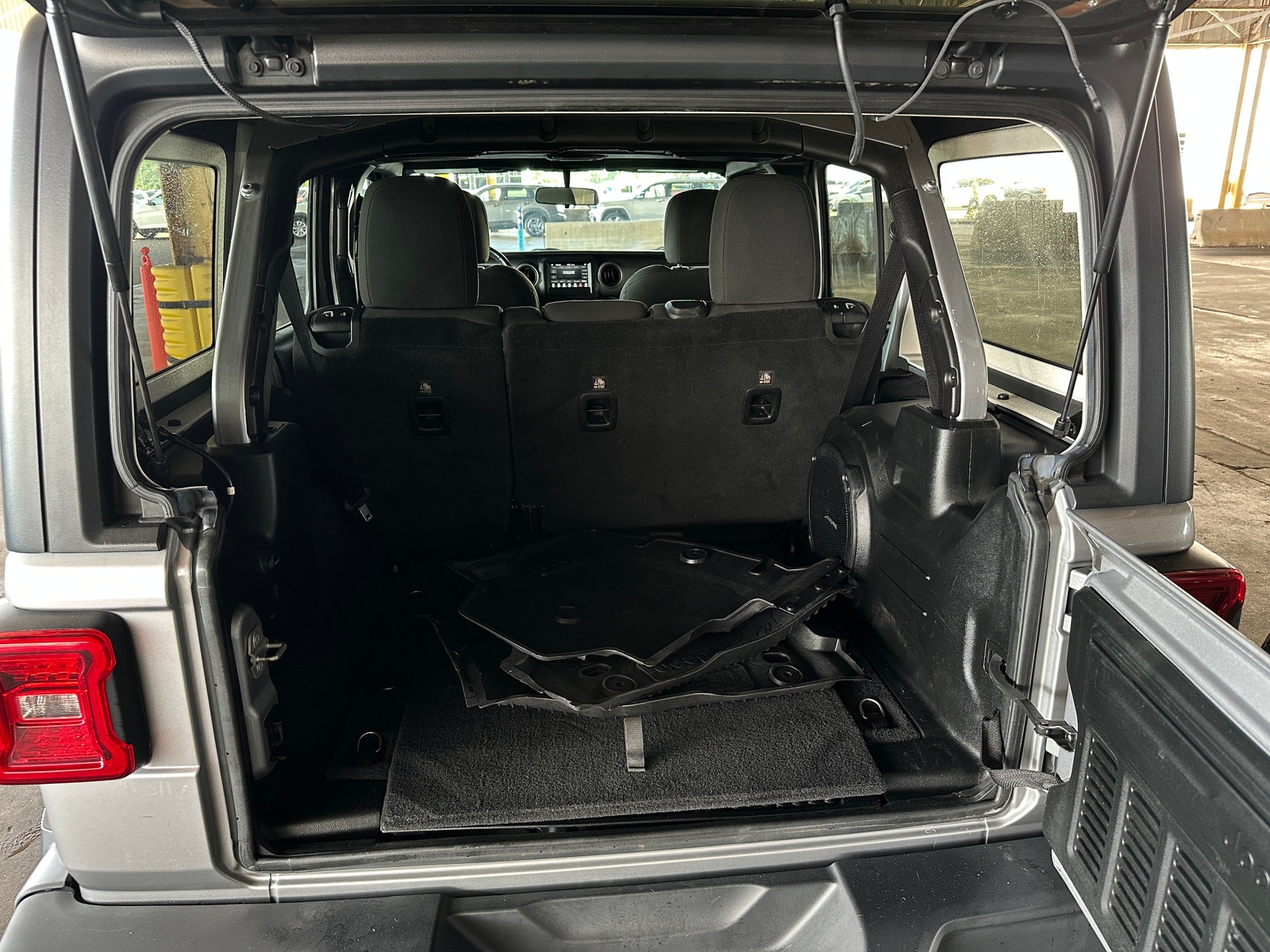 Thumbnail: 2018 Jeep Wrangler - 7