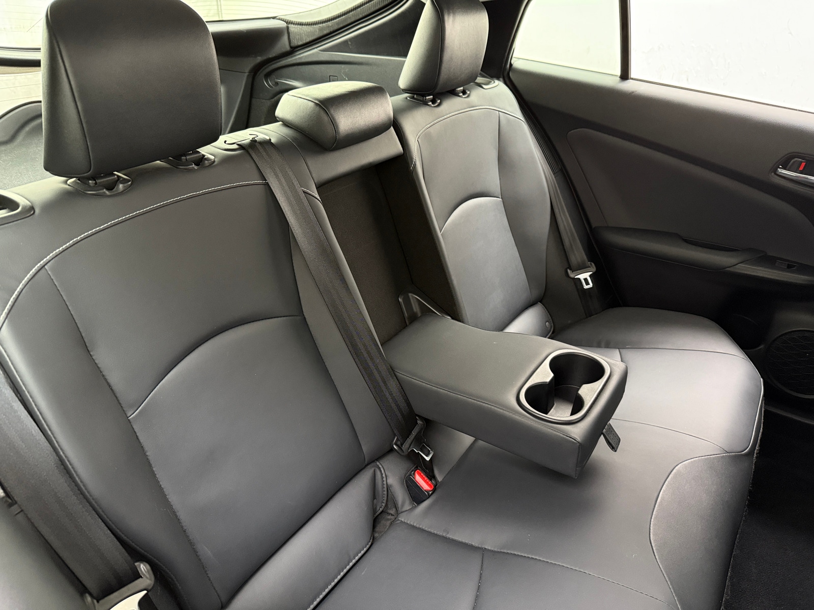 Thumbnail: 2022 Toyota Prius Prime - 5