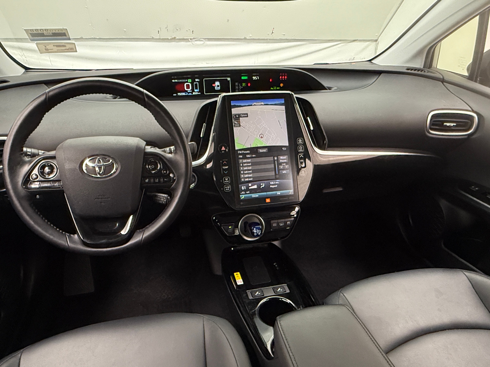 Thumbnail: 2022 Toyota Prius Prime - 2
