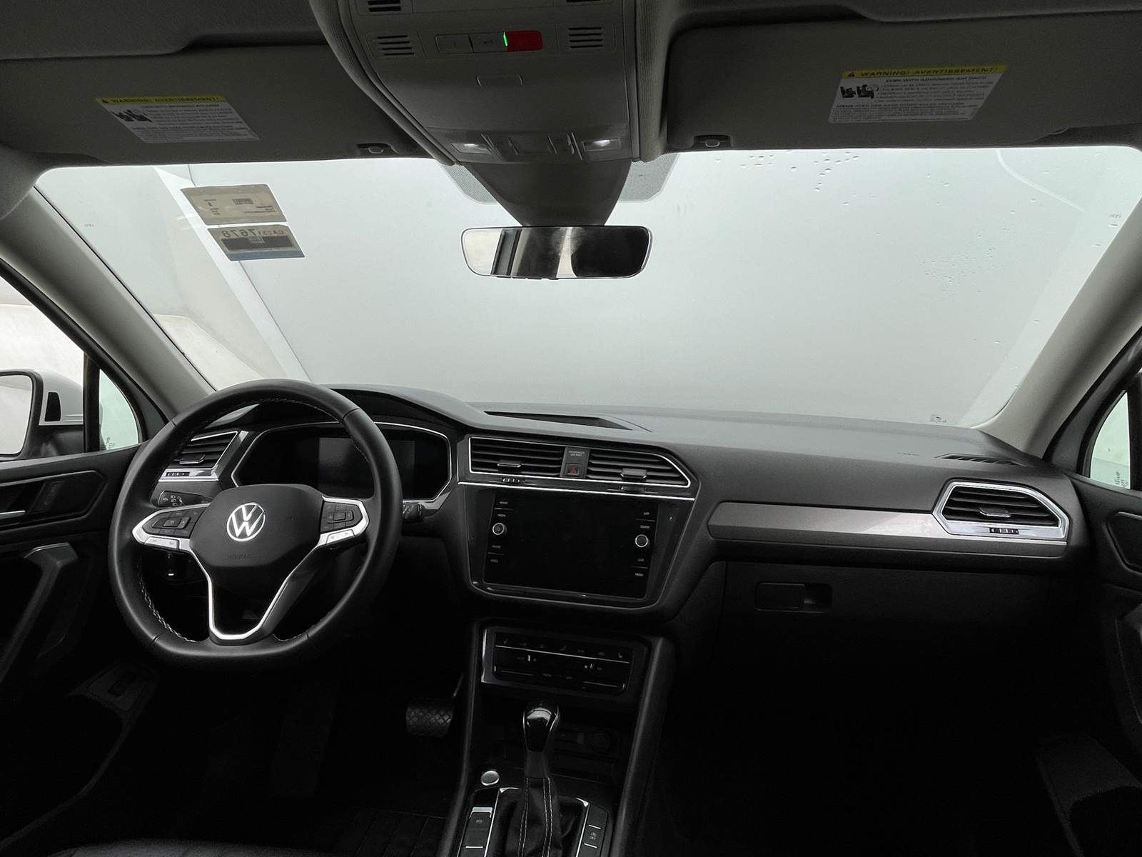 Thumbnail: 2022 Volkswagen Tiguan - 2