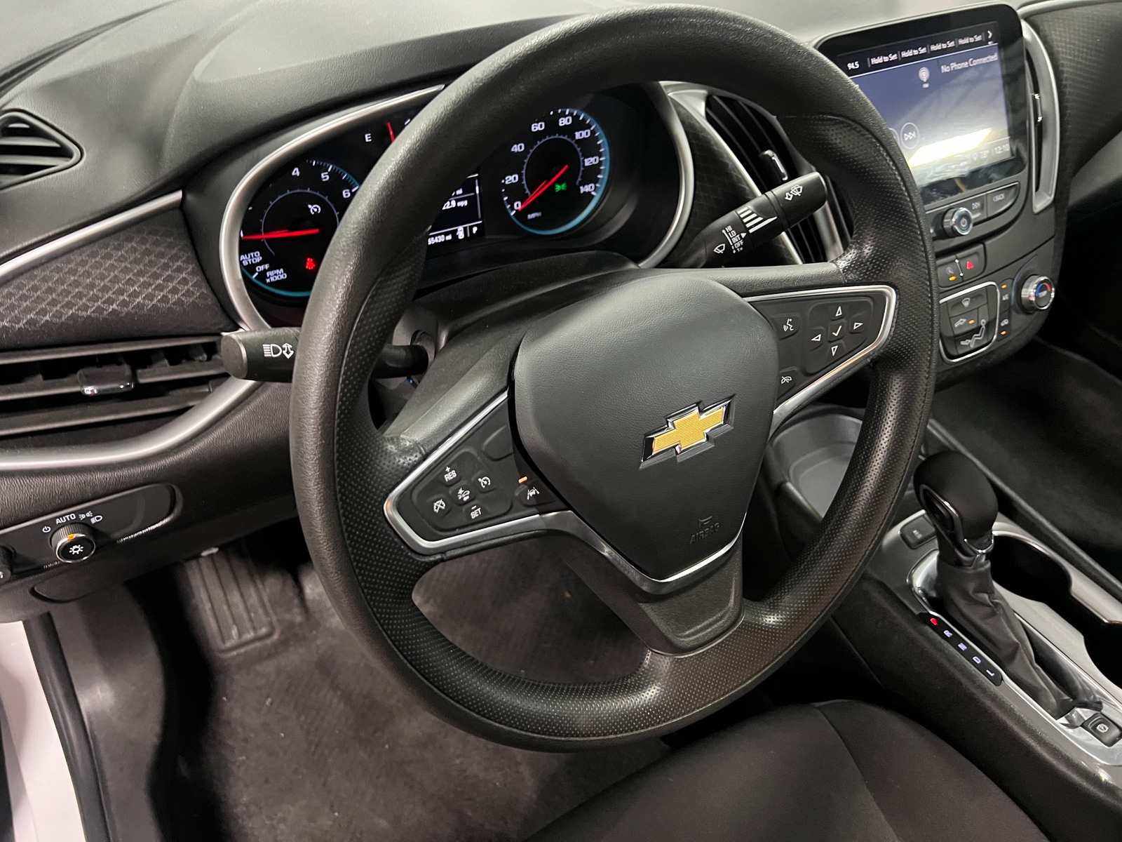 Thumbnail: 2023 Chevrolet Malibu - 5