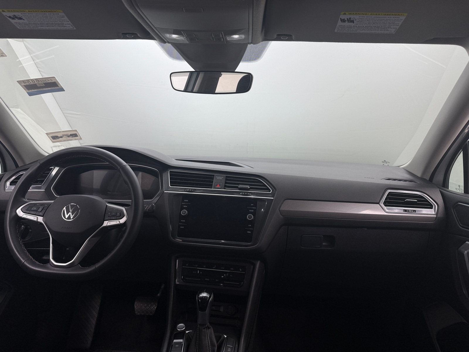 Thumbnail: 2024 Volkswagen Tiguan - 2