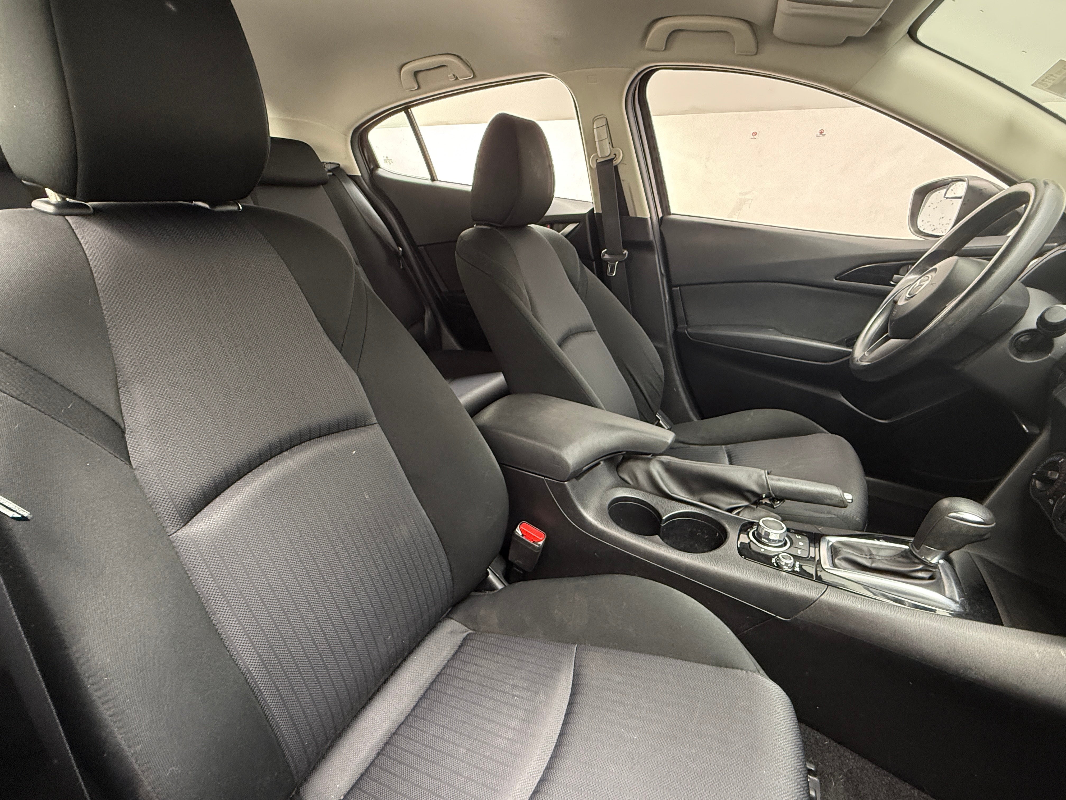2016 Mazda MAZDA3