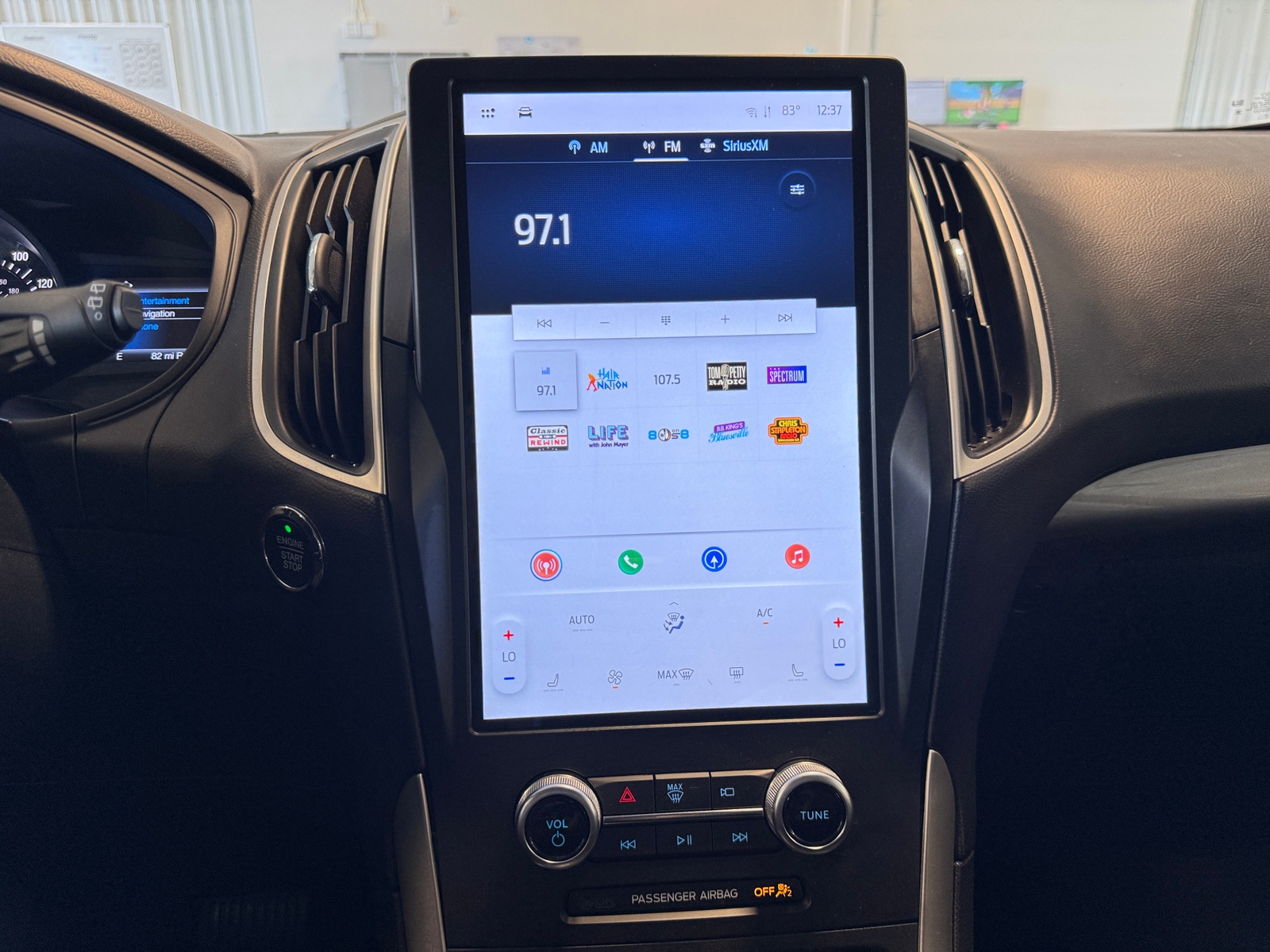 Thumbnail: 2024 Ford Edge - 3
