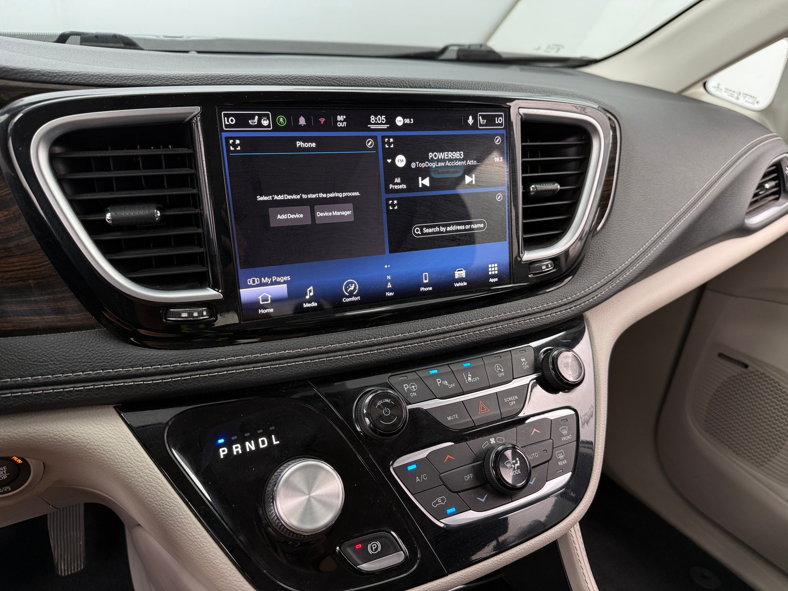 Thumbnail: 2022 Chrysler Pacifica - 4