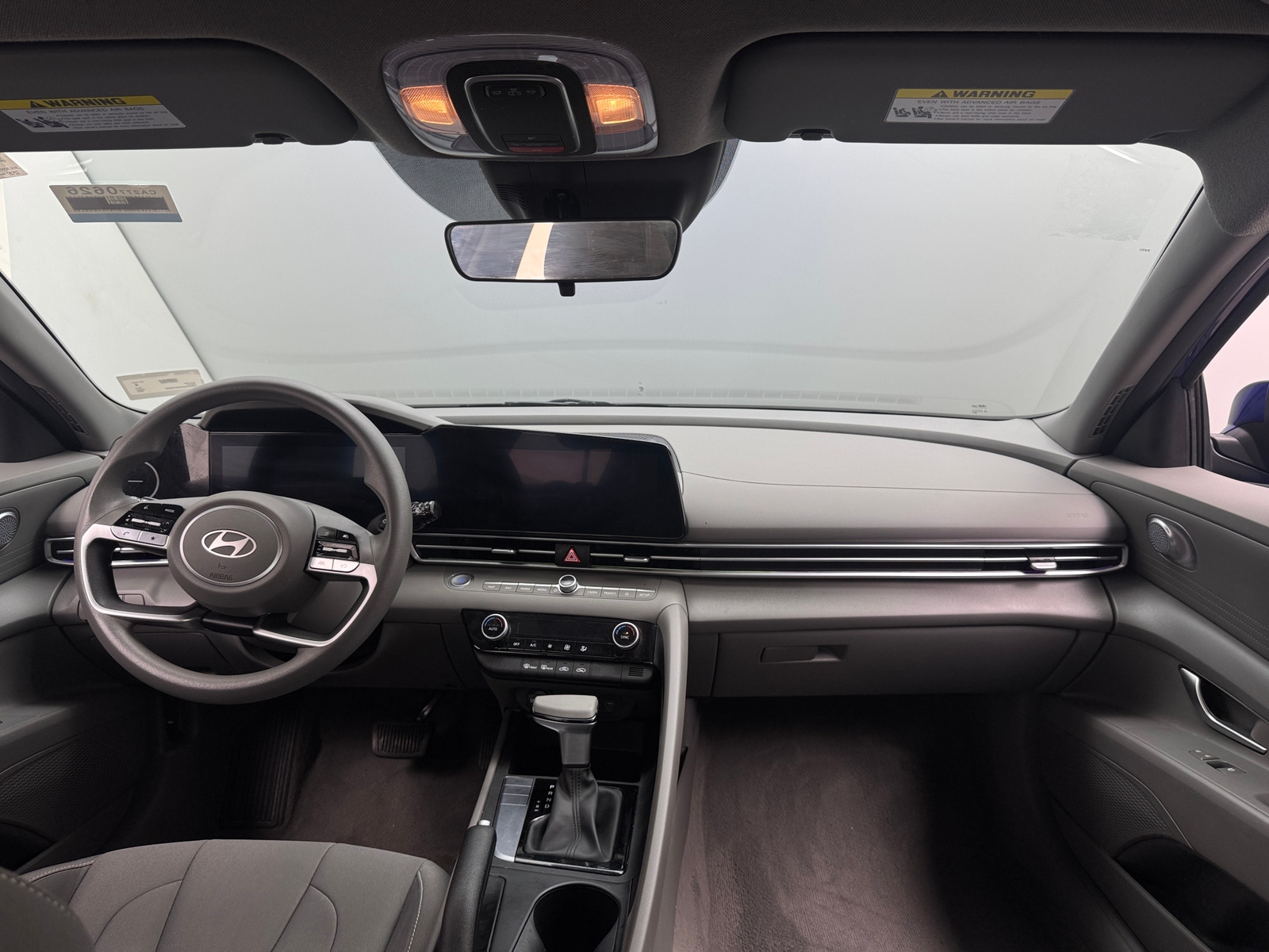 Thumbnail: 2024 Hyundai Elantra - 3