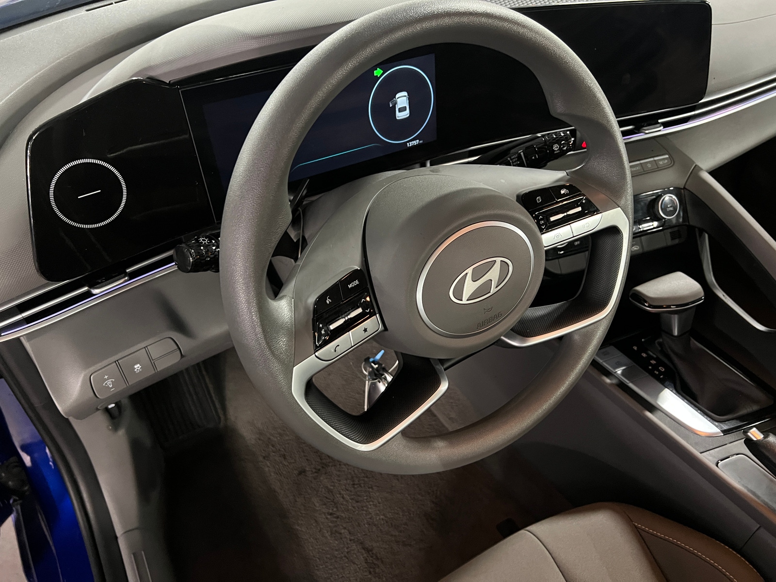 Thumbnail: 2024 Hyundai Elantra - 5