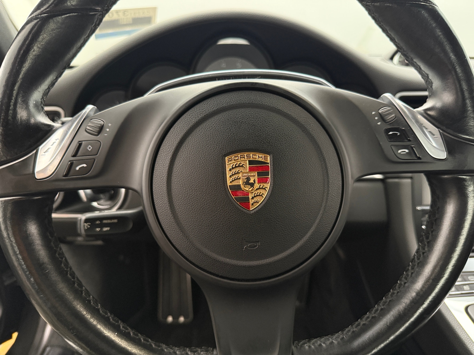 Thumbnail: 2015 Porsche 911 - 4