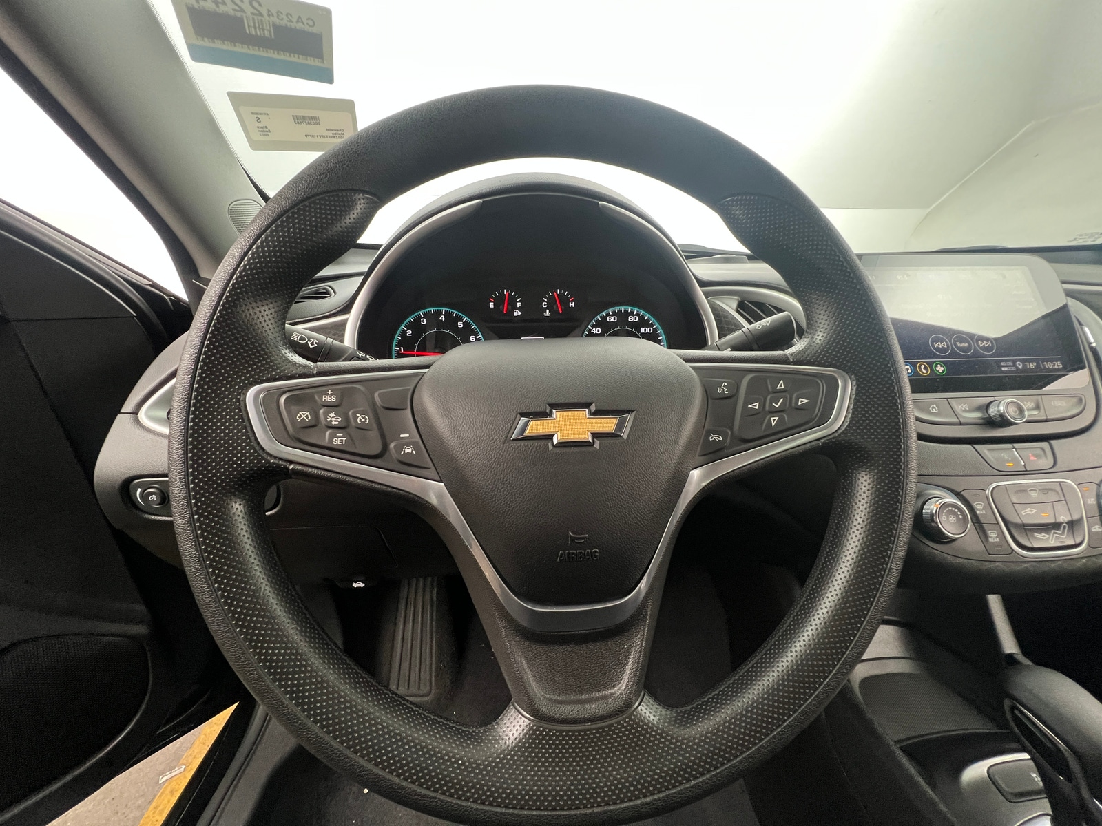 Thumbnail: 2023 Chevrolet Malibu - 5