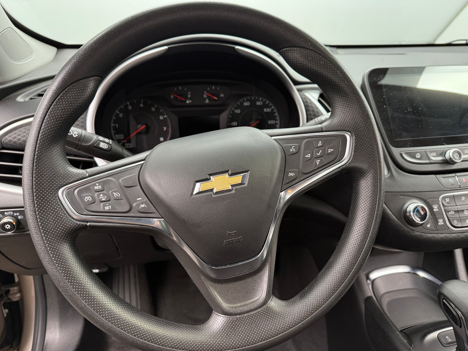 Thumbnail: 2024 Chevrolet Malibu - 5