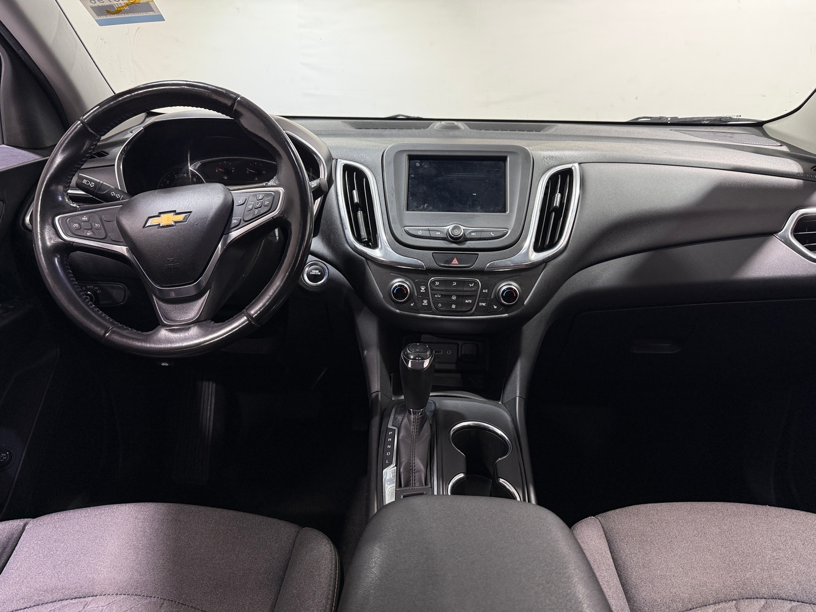 Thumbnail: 2019 Chevrolet Equinox - 3