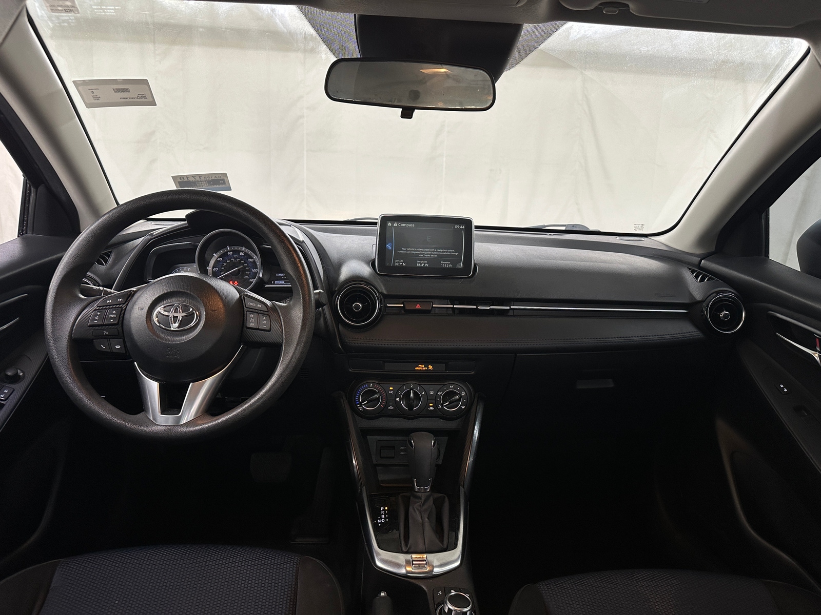 Thumbnail: 2017 Toyota Yaris iA - 3