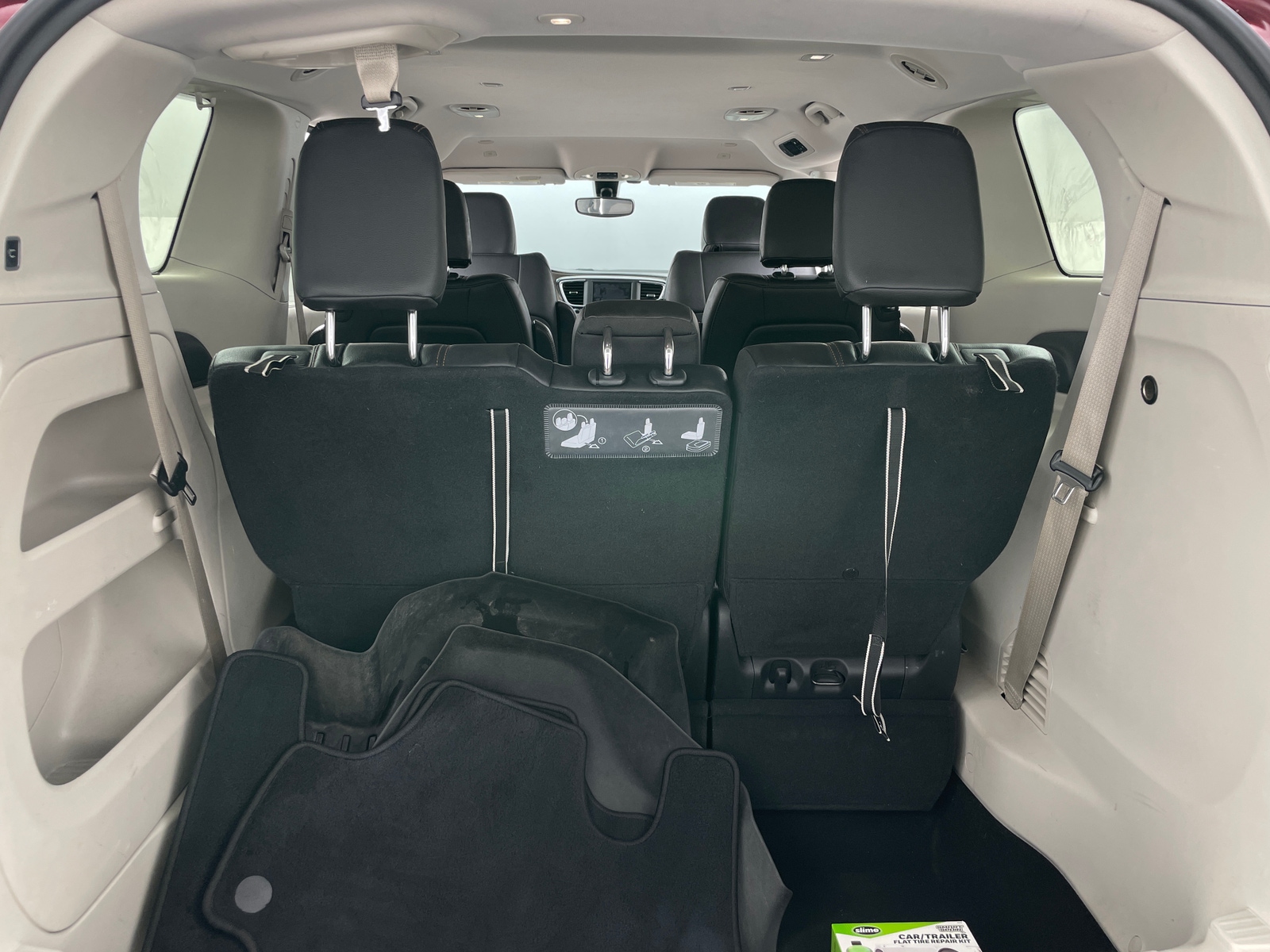 Thumbnail: 2018 Chrysler Pacifica - 6