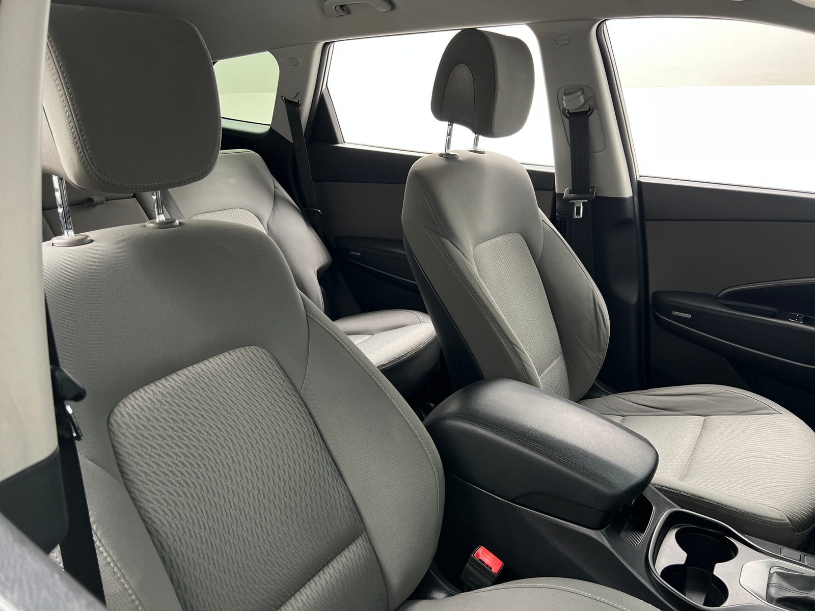 Thumbnail: 2017 Hyundai Santa Fe - 2