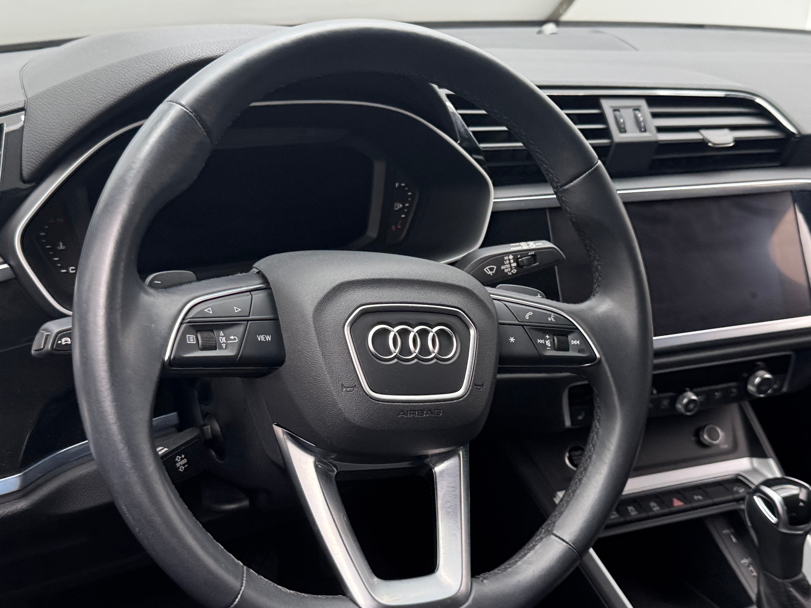 Thumbnail: 2021 Audi Q3 - 4