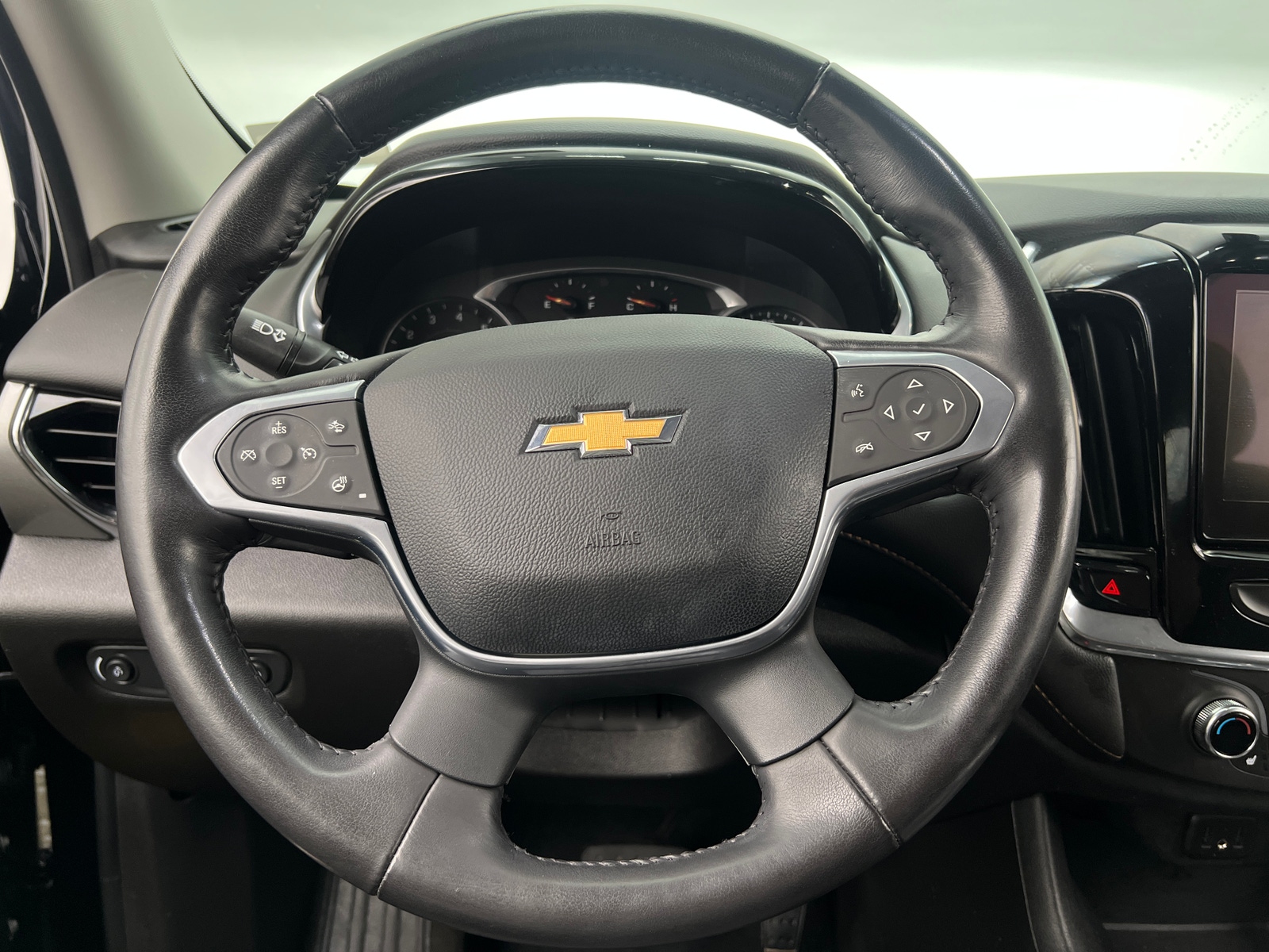 Thumbnail: 2020 Chevrolet Traverse - 5