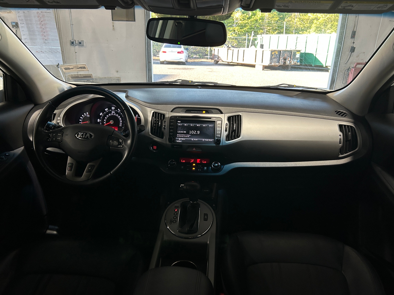 Thumbnail: 2016 Kia Sportage - 3