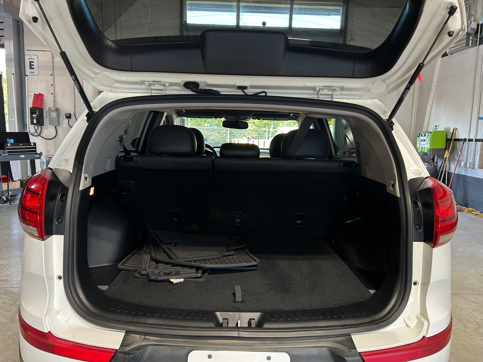 Thumbnail: 2016 Kia Sportage - 7