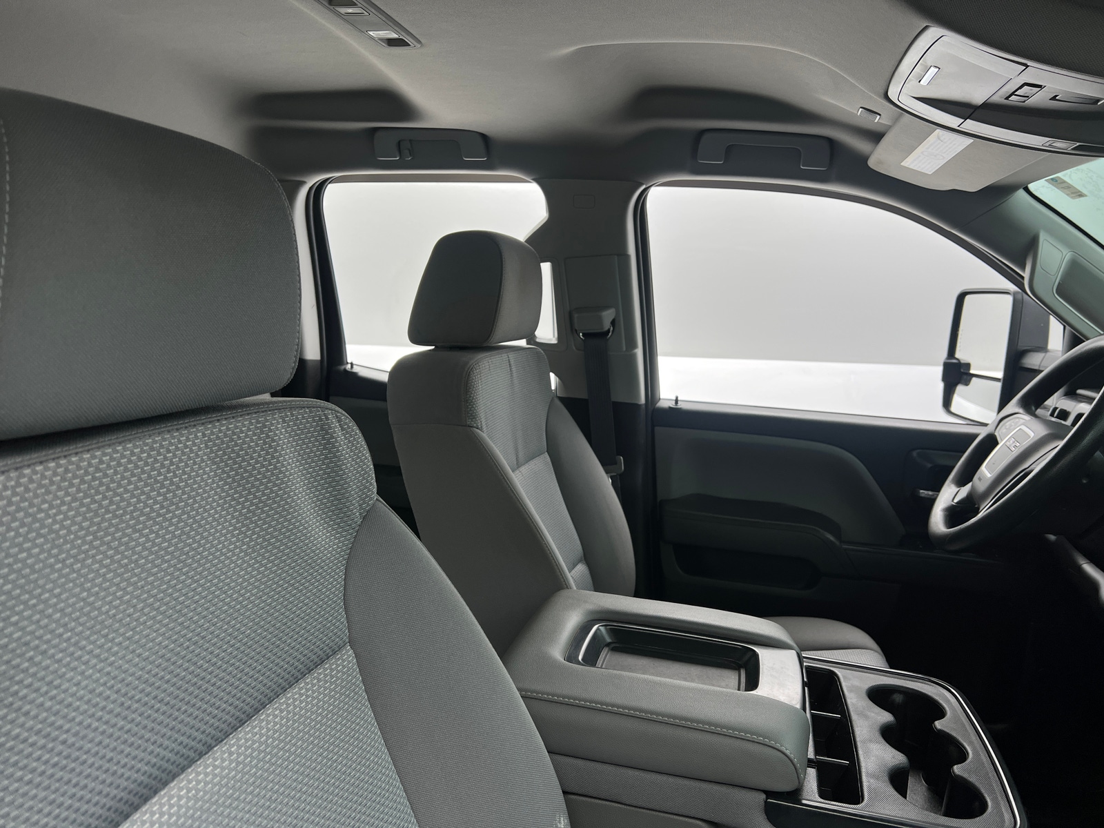 Thumbnail: 2017 GMC Sierra 2500 - 2