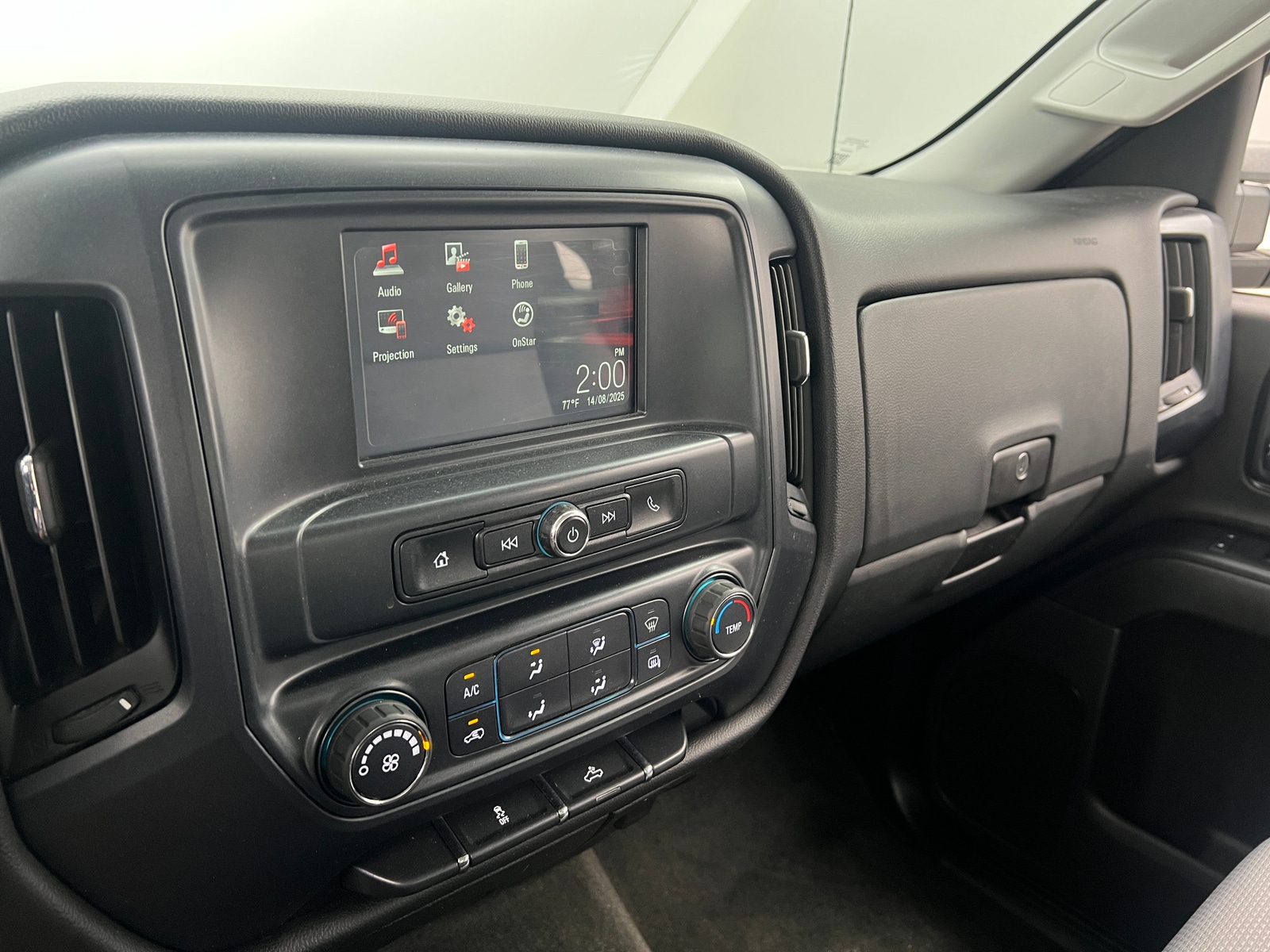 Thumbnail: 2017 GMC Sierra 2500 - 4