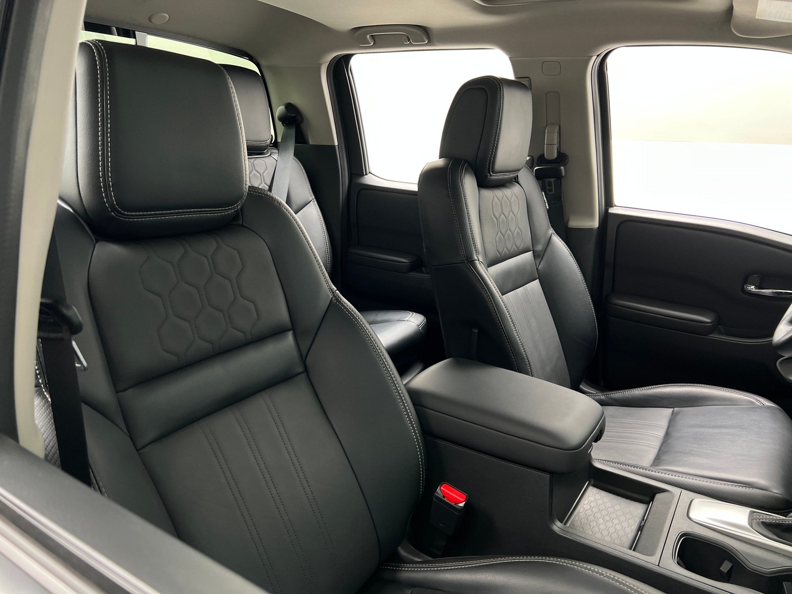 Thumbnail: 2023 Nissan Frontier - 2