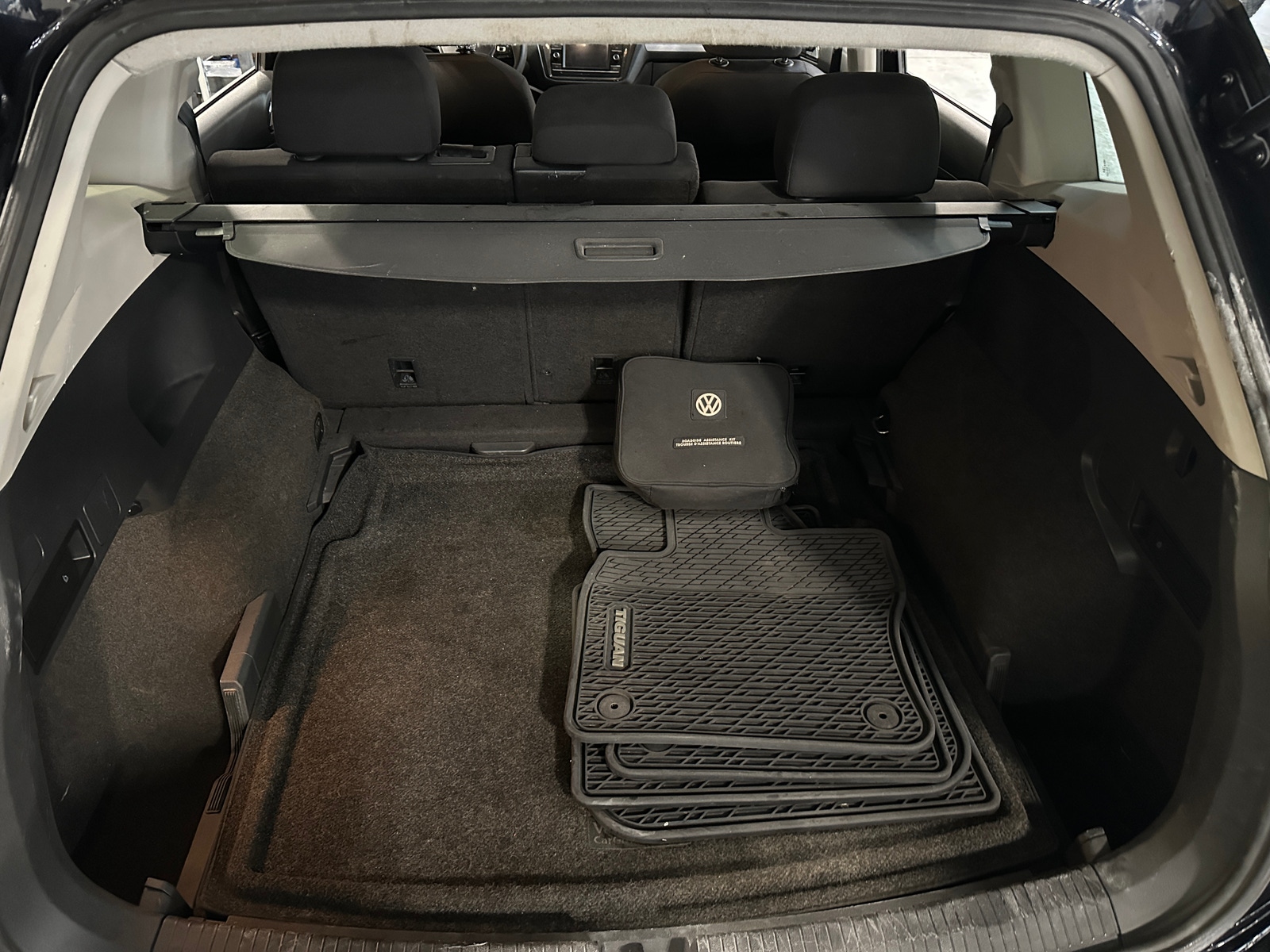 Thumbnail: 2018 Volkswagen Tiguan - 7