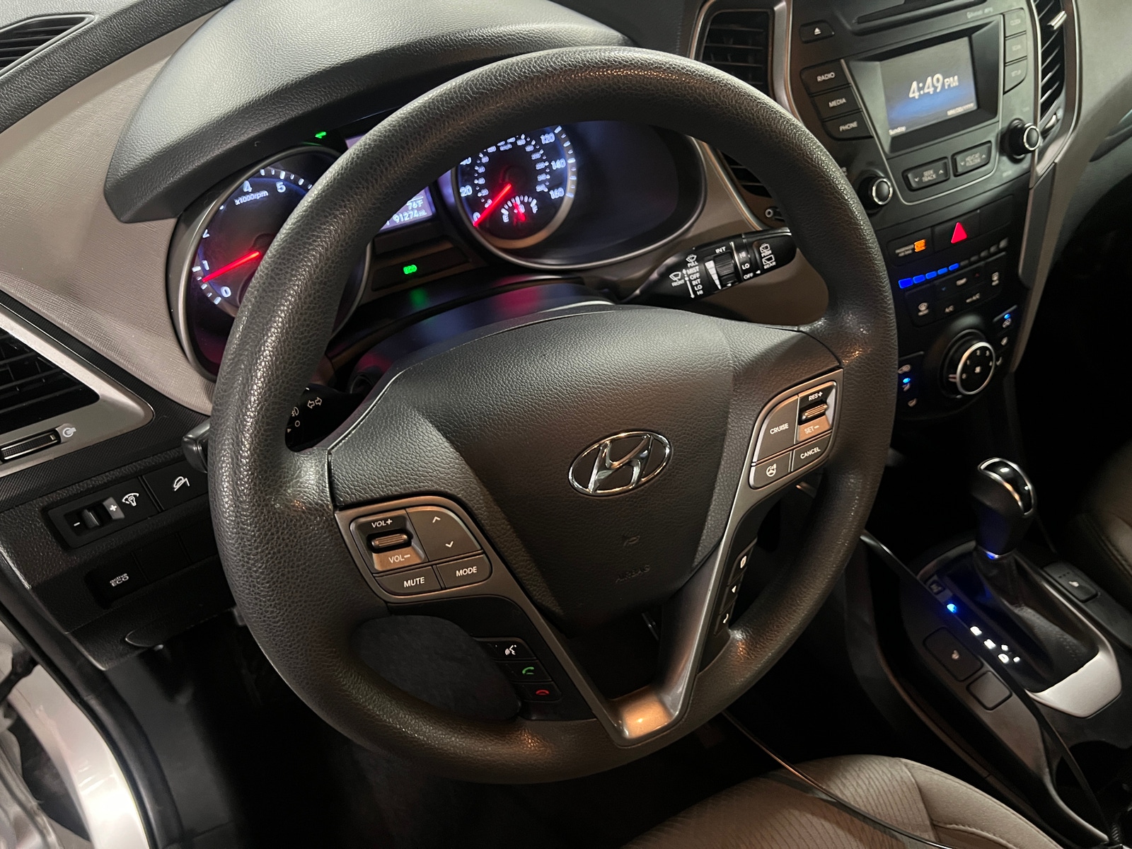 Thumbnail: 2016 Hyundai Santa Fe - 5
