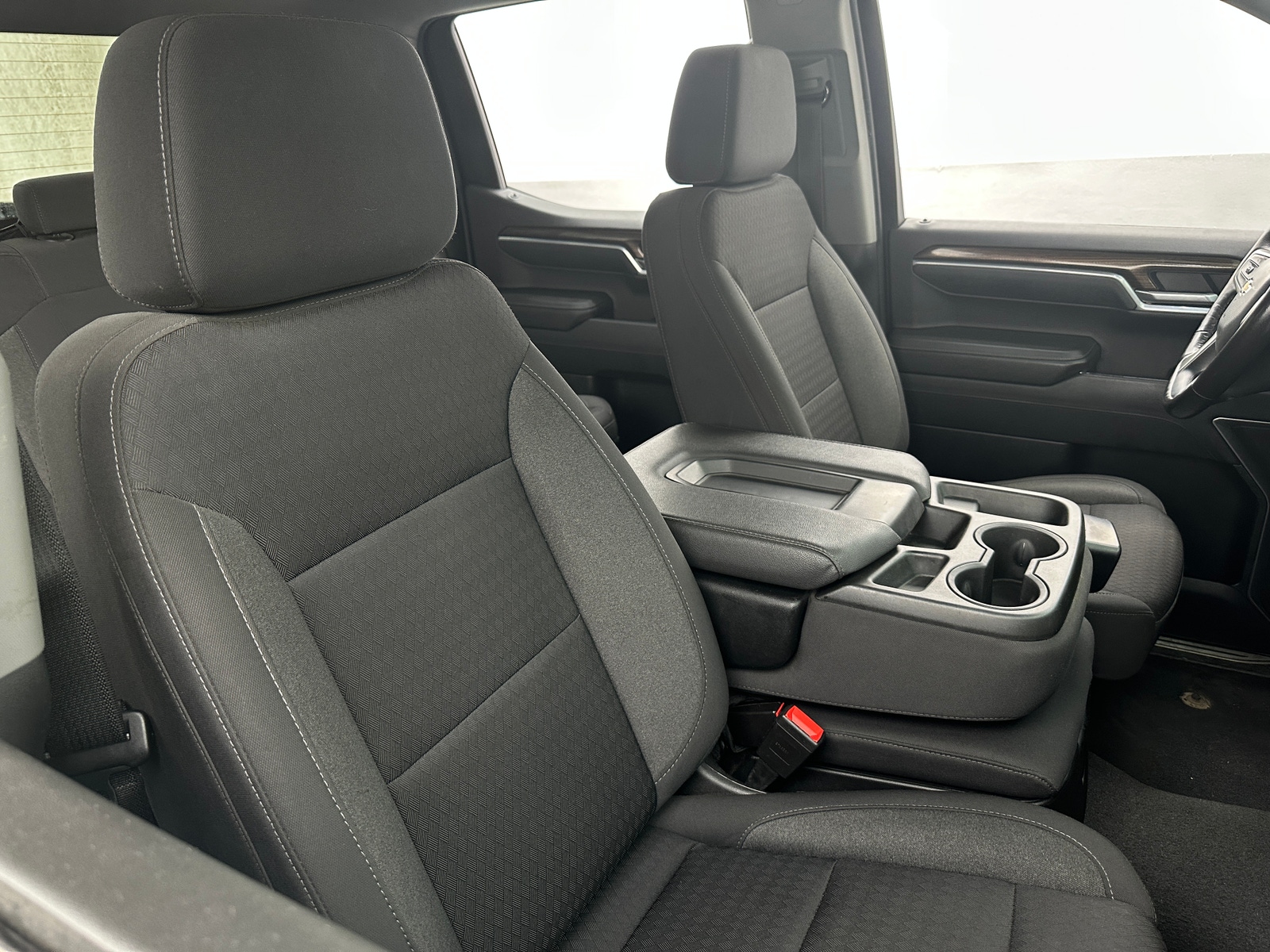 Thumbnail: 2022 Chevrolet Silverado 1500 - 2
