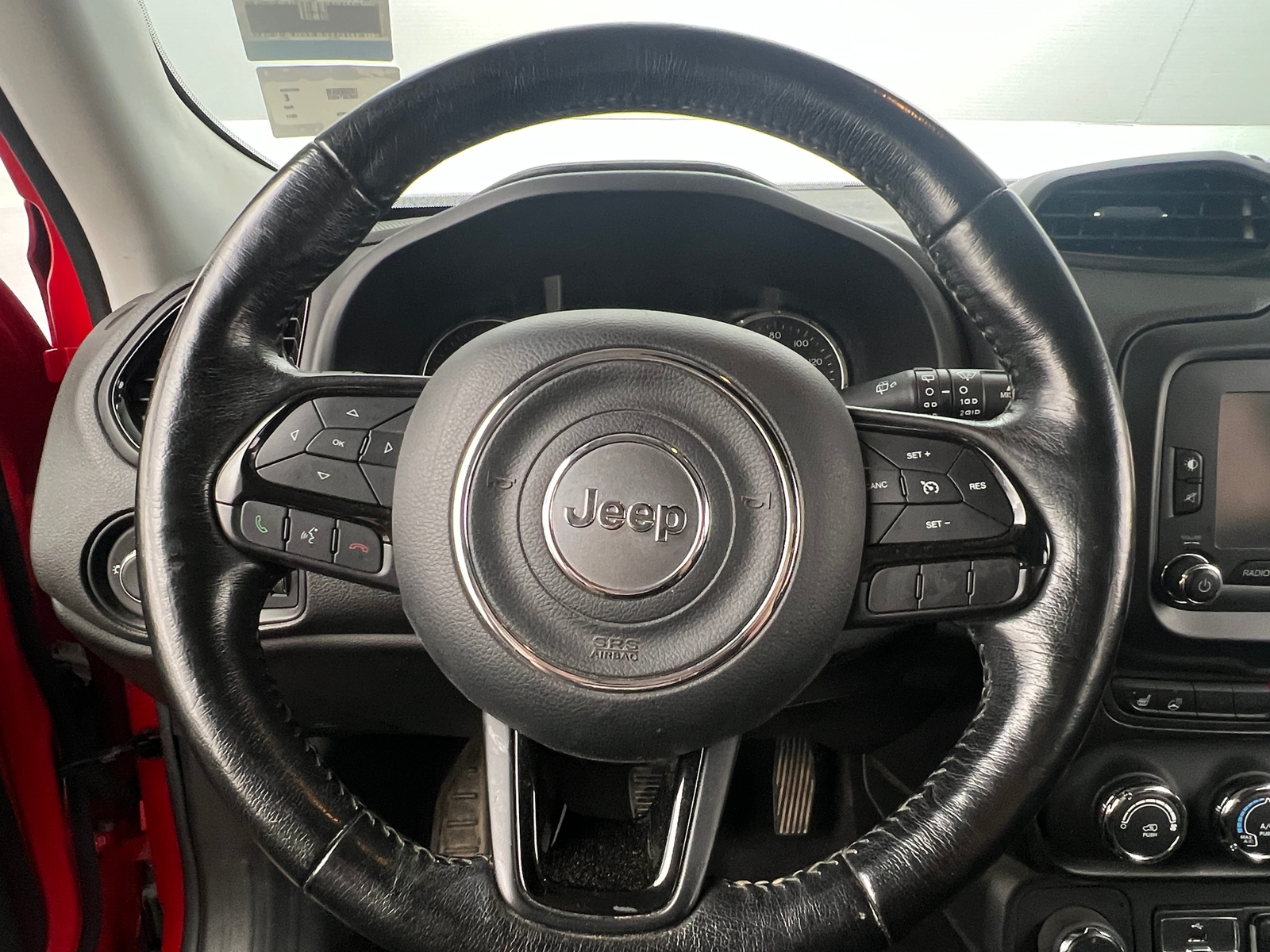 Thumbnail: 2017 Jeep Renegade - 5
