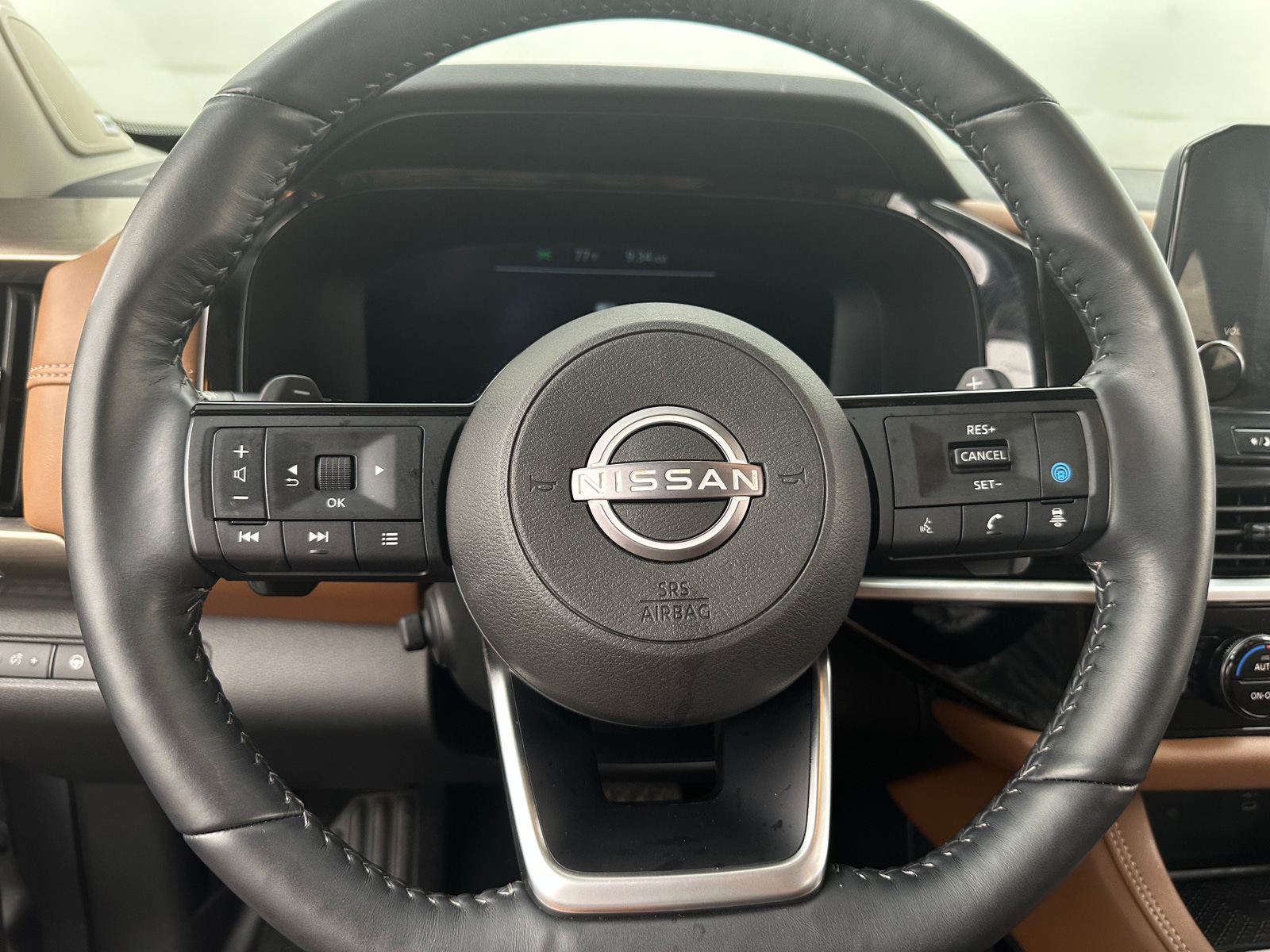 Thumbnail: 2024 Nissan Pathfinder - 5
