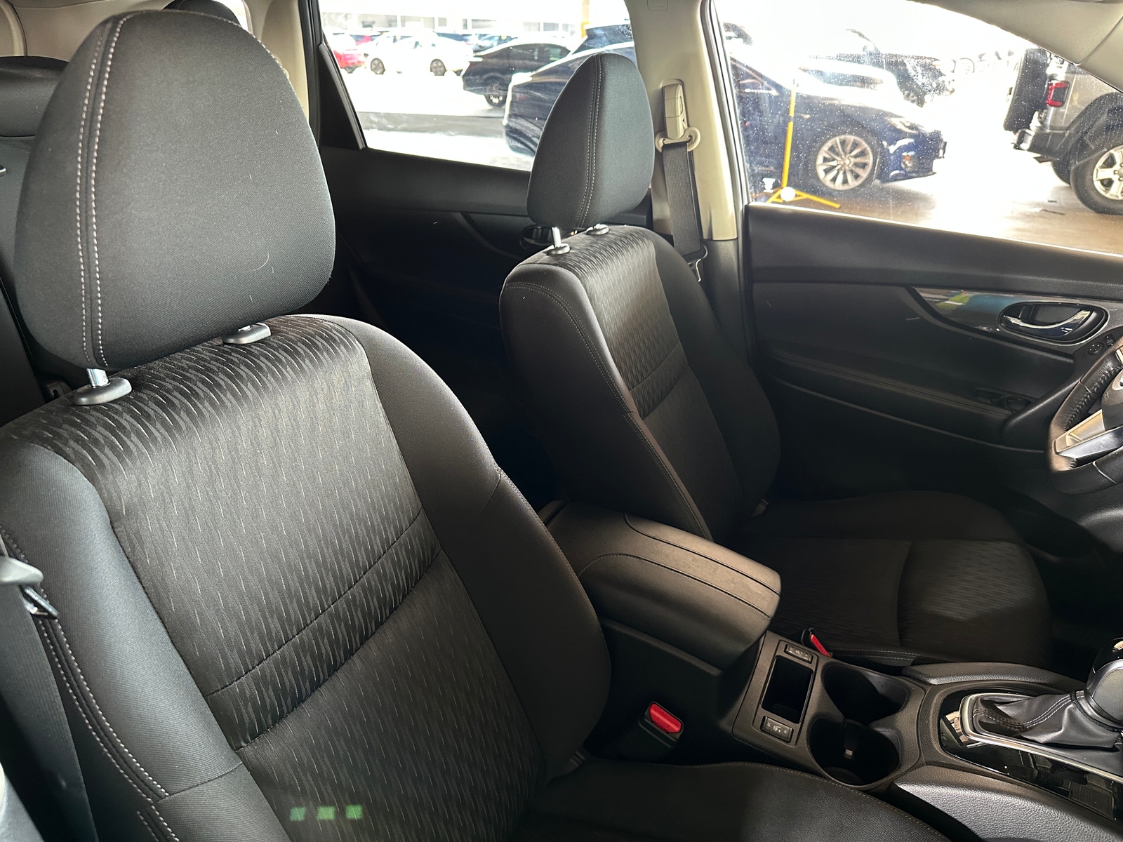 Thumbnail: 2019 Nissan Rogue - 2