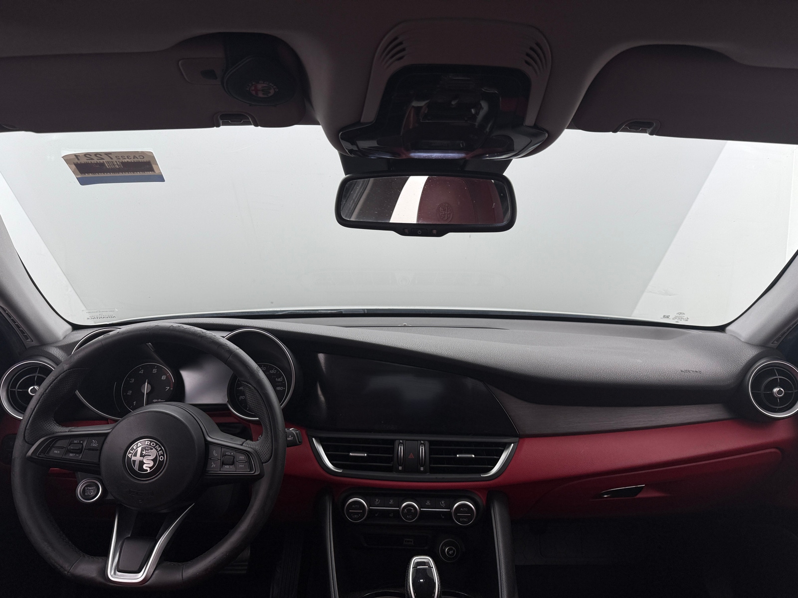 Thumbnail: 2020 Alfa Romeo Giulia - 2