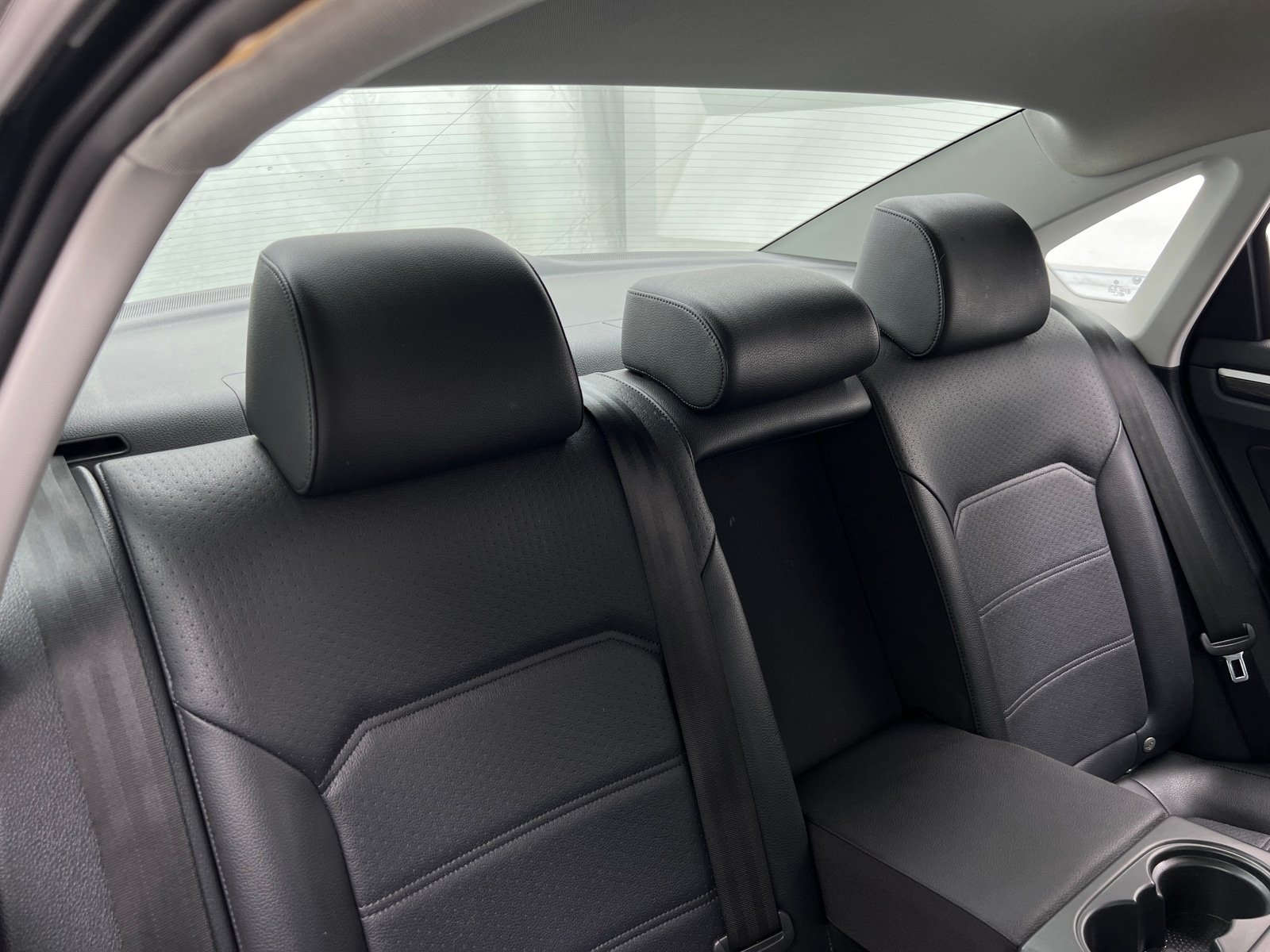 Thumbnail: 2016 Volkswagen Passat - 5