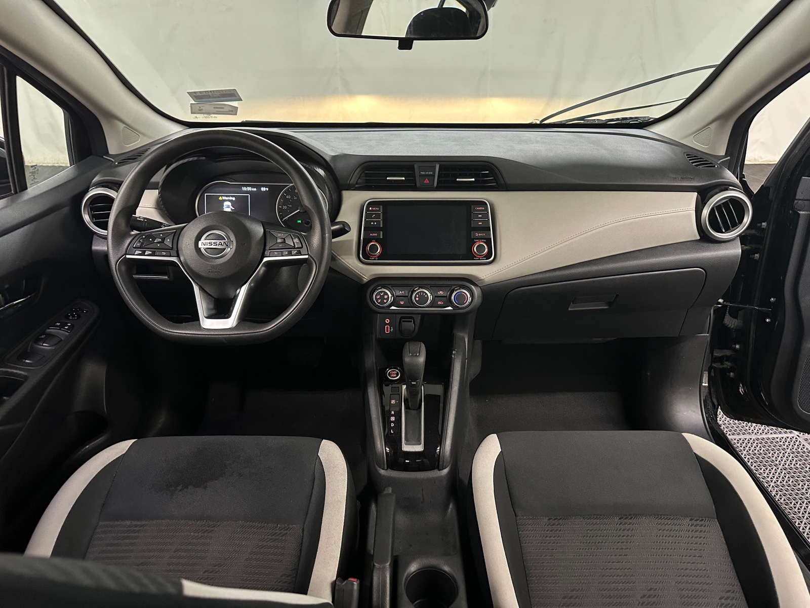 Thumbnail: 2022 Nissan Versa - 3