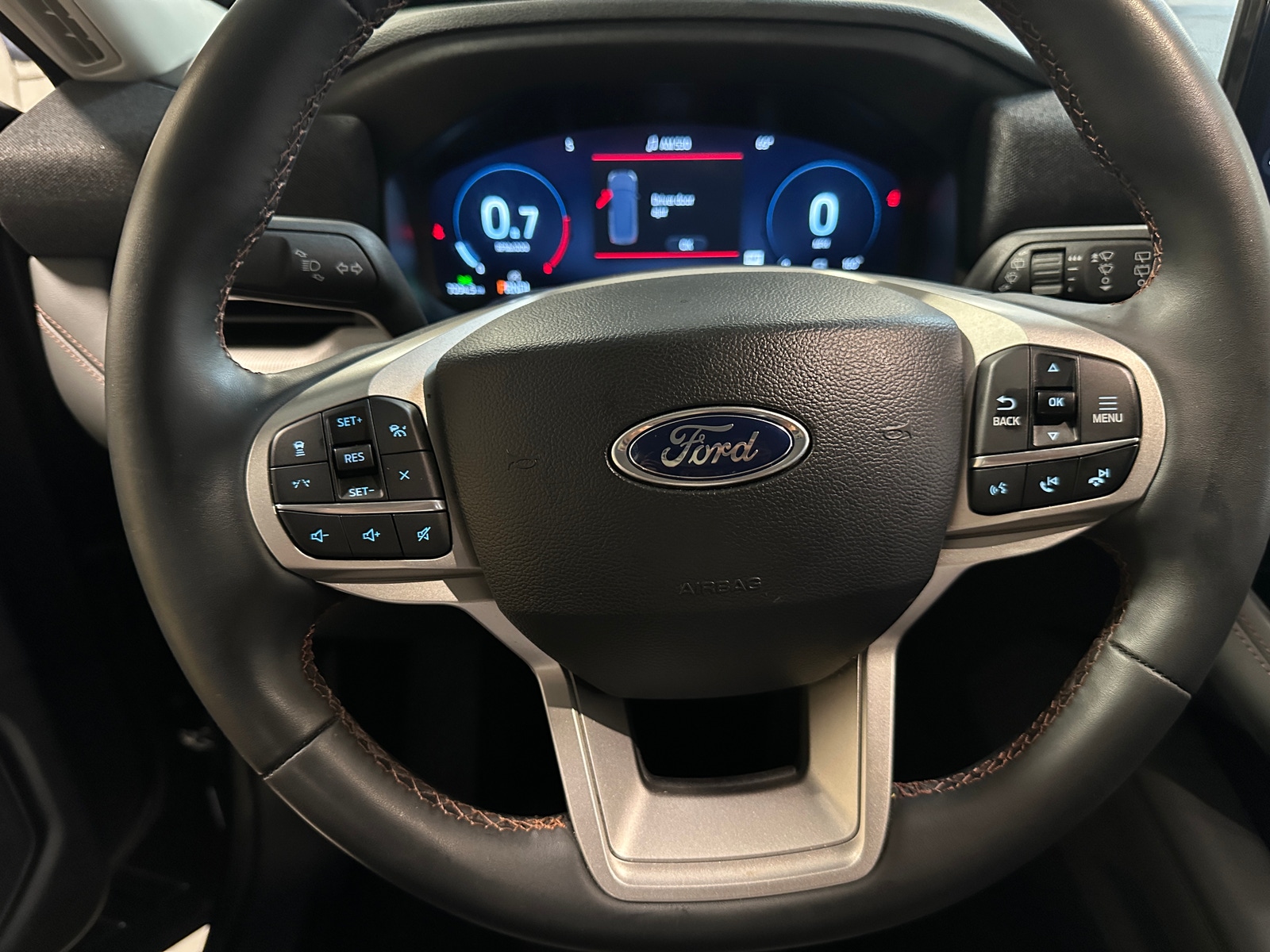 Thumbnail: 2025 Ford Explorer - 5