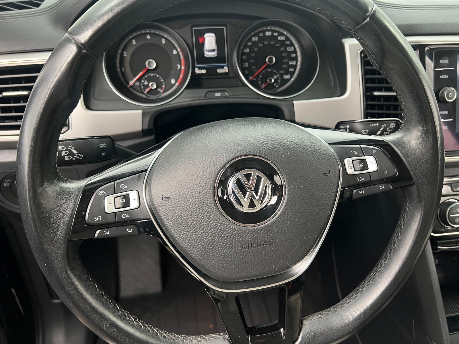 Thumbnail: 2018 Volkswagen Atlas - 4