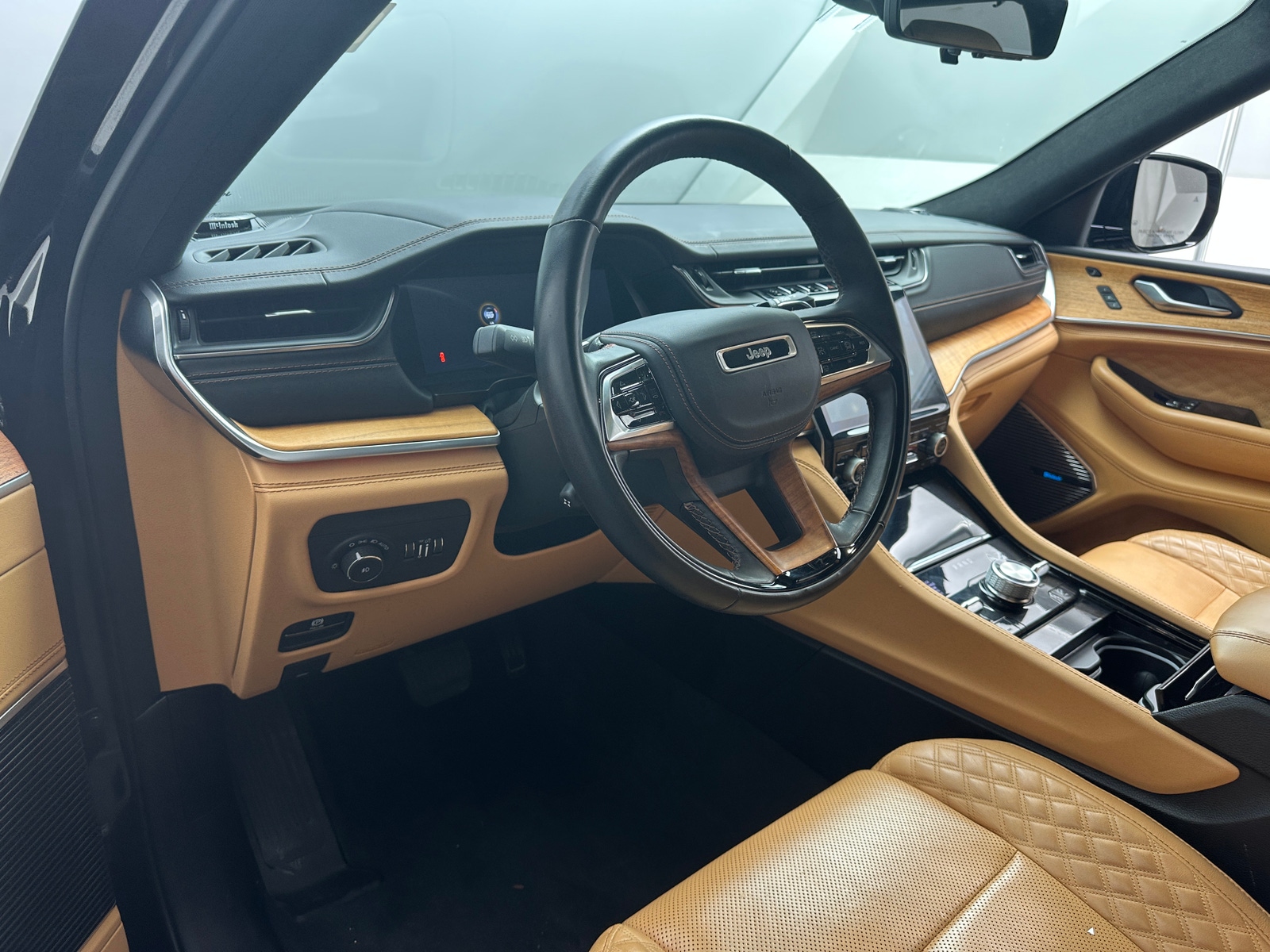 Thumbnail: 2021 Jeep Grand Cherokee L - 2
