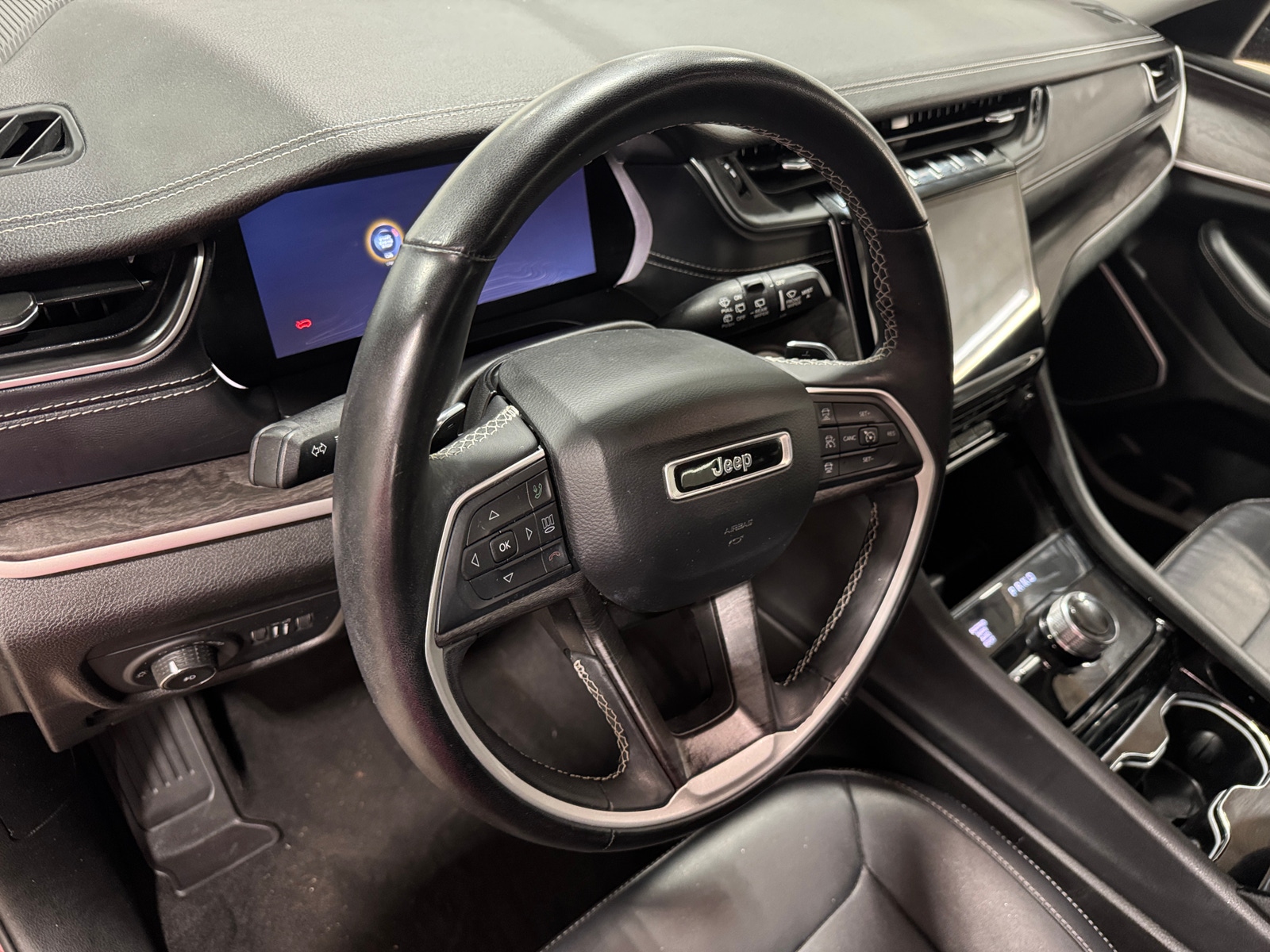 Thumbnail: 2021 Jeep Grand Cherokee L - 2