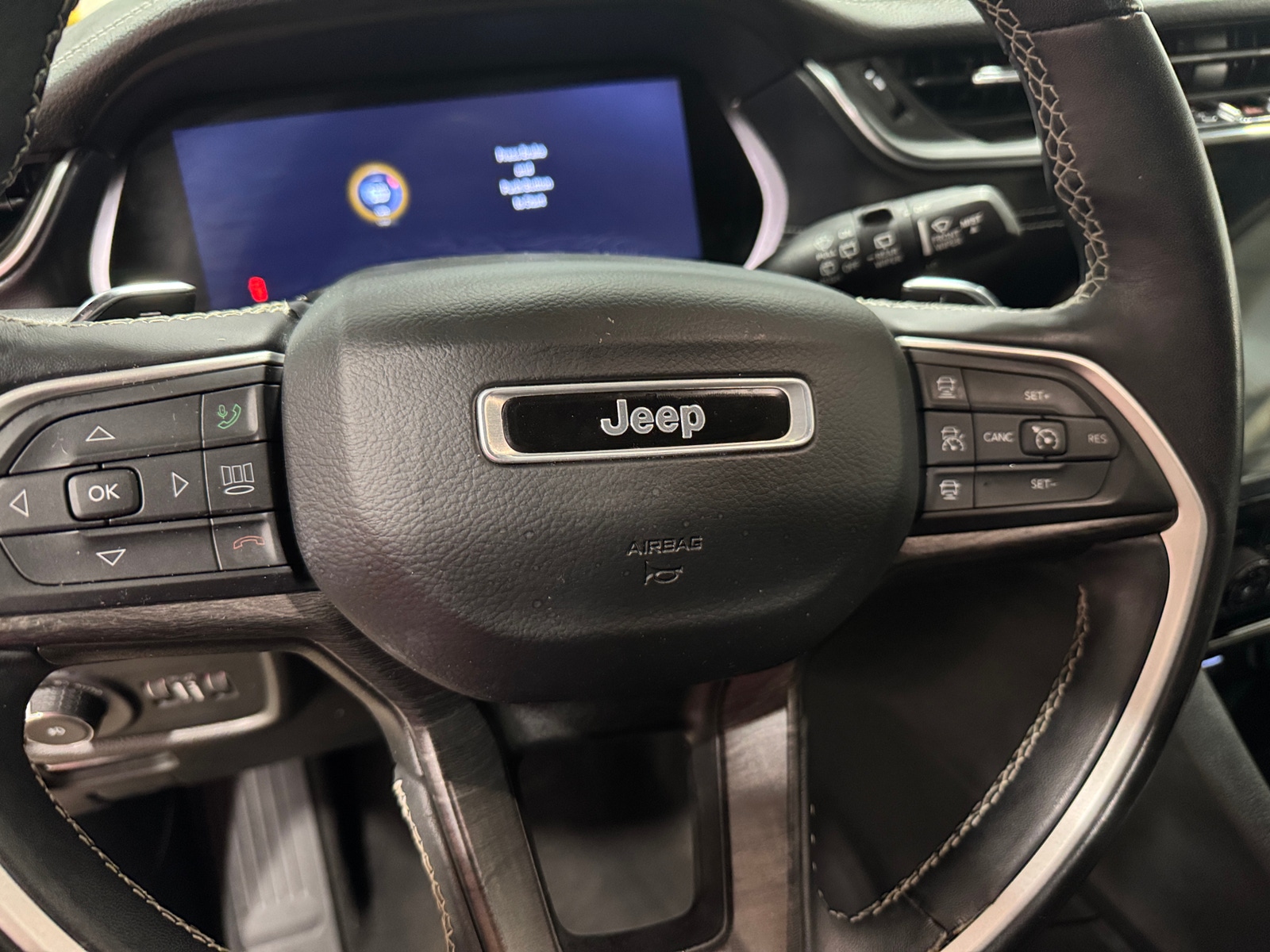 Thumbnail: 2021 Jeep Grand Cherokee L - 4