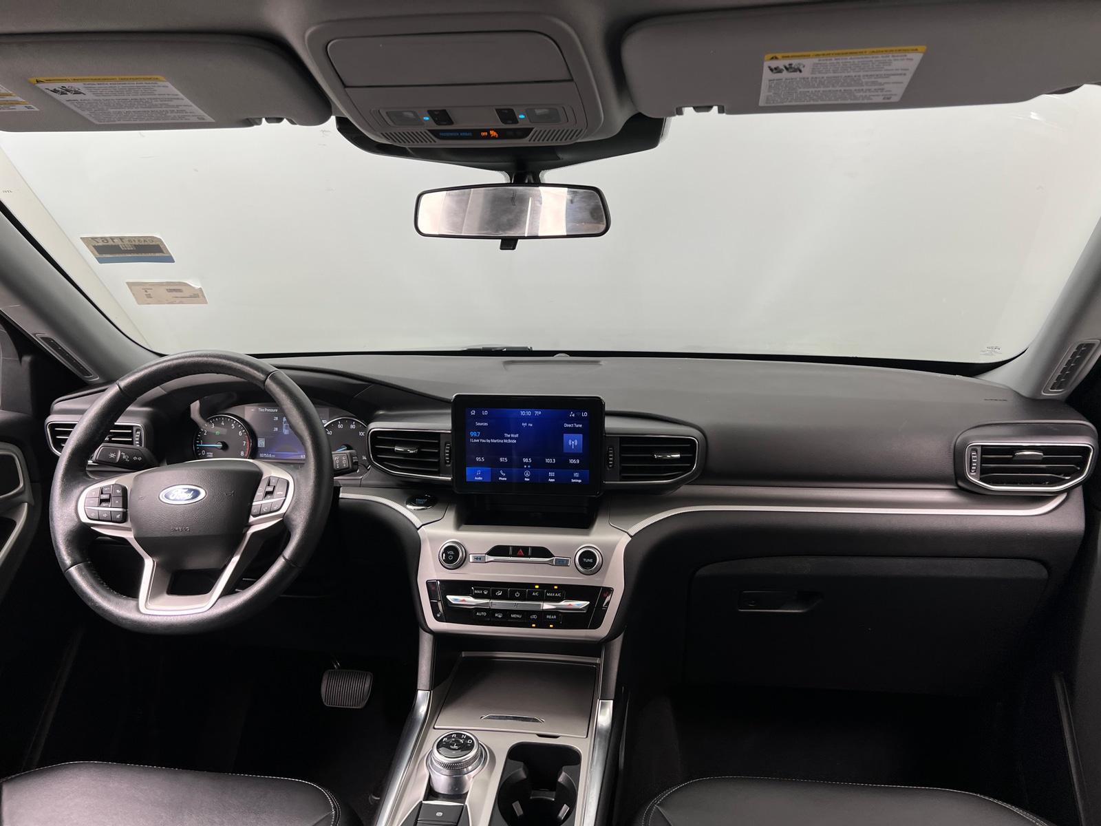 Thumbnail: 2022 Ford Explorer - 3