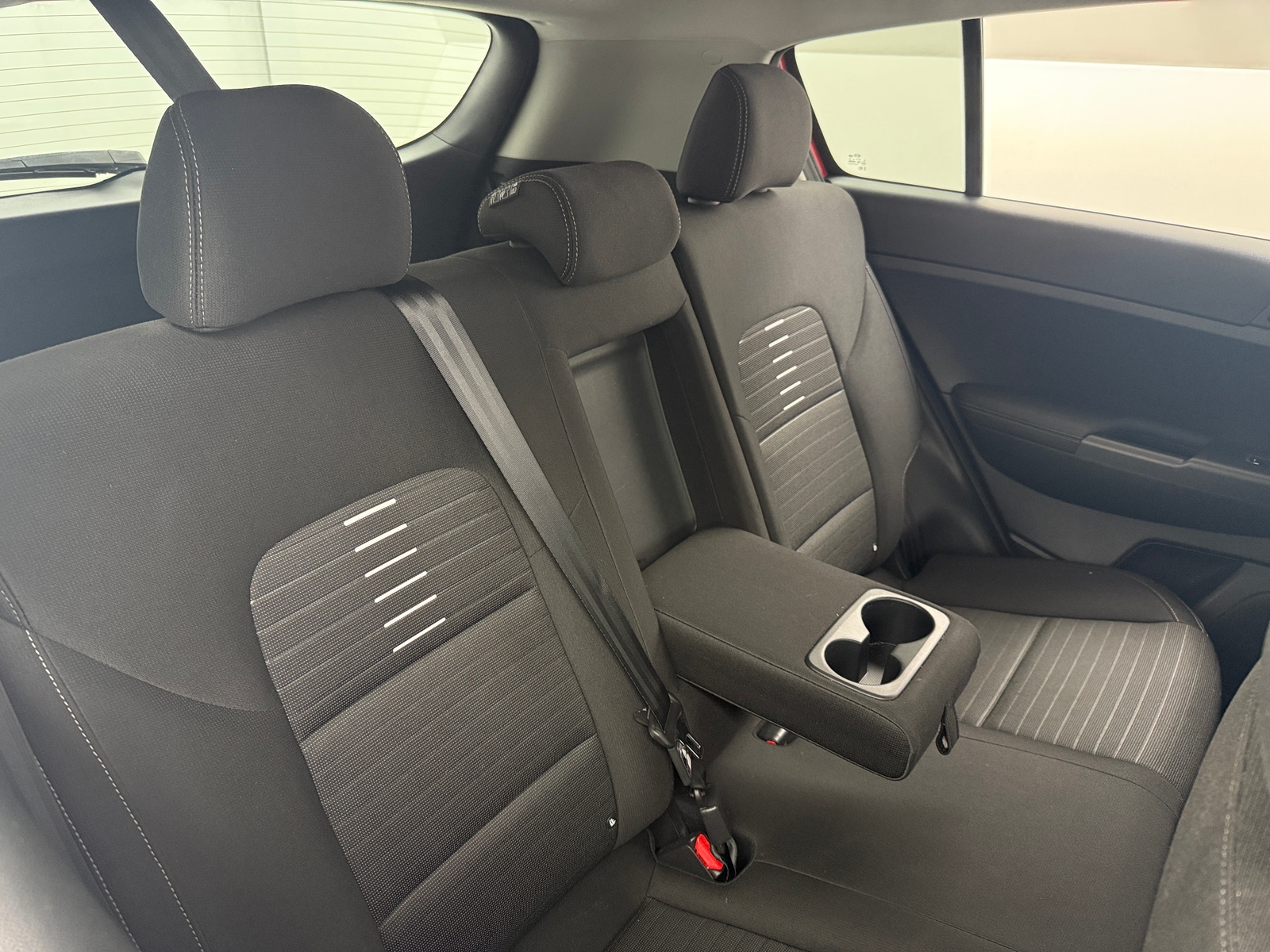 Thumbnail: 2022 Kia Sportage - 6