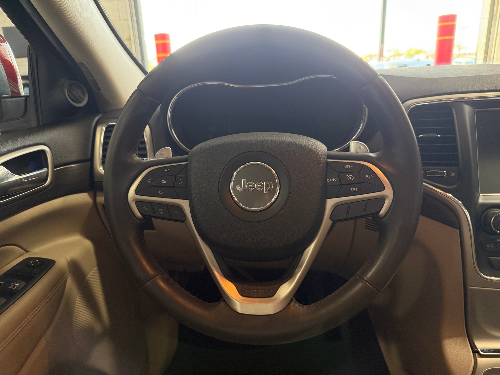 Thumbnail: 2016 Jeep Grand Cherokee - 5