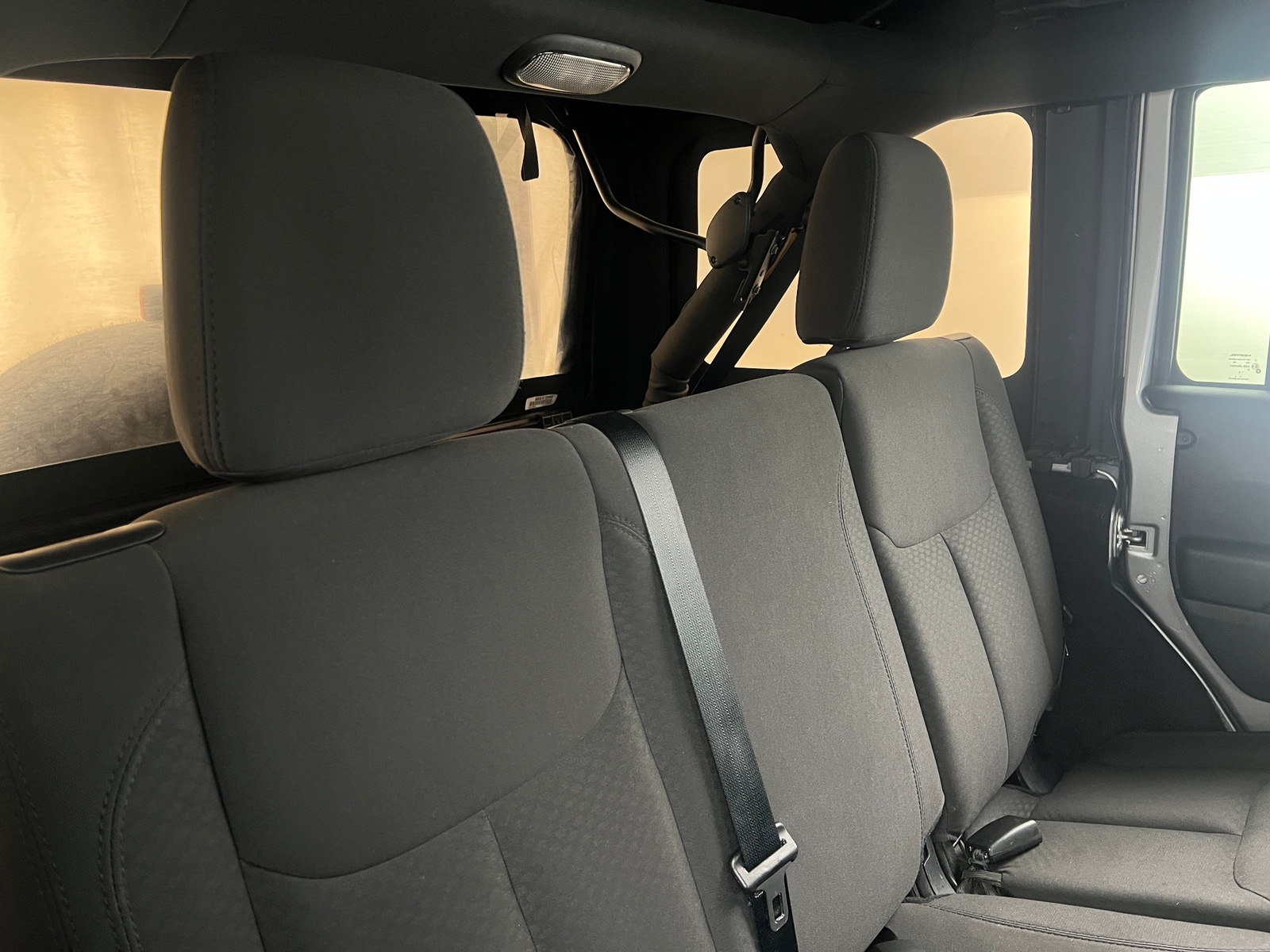 Thumbnail: 2015 Jeep Wrangler - 6