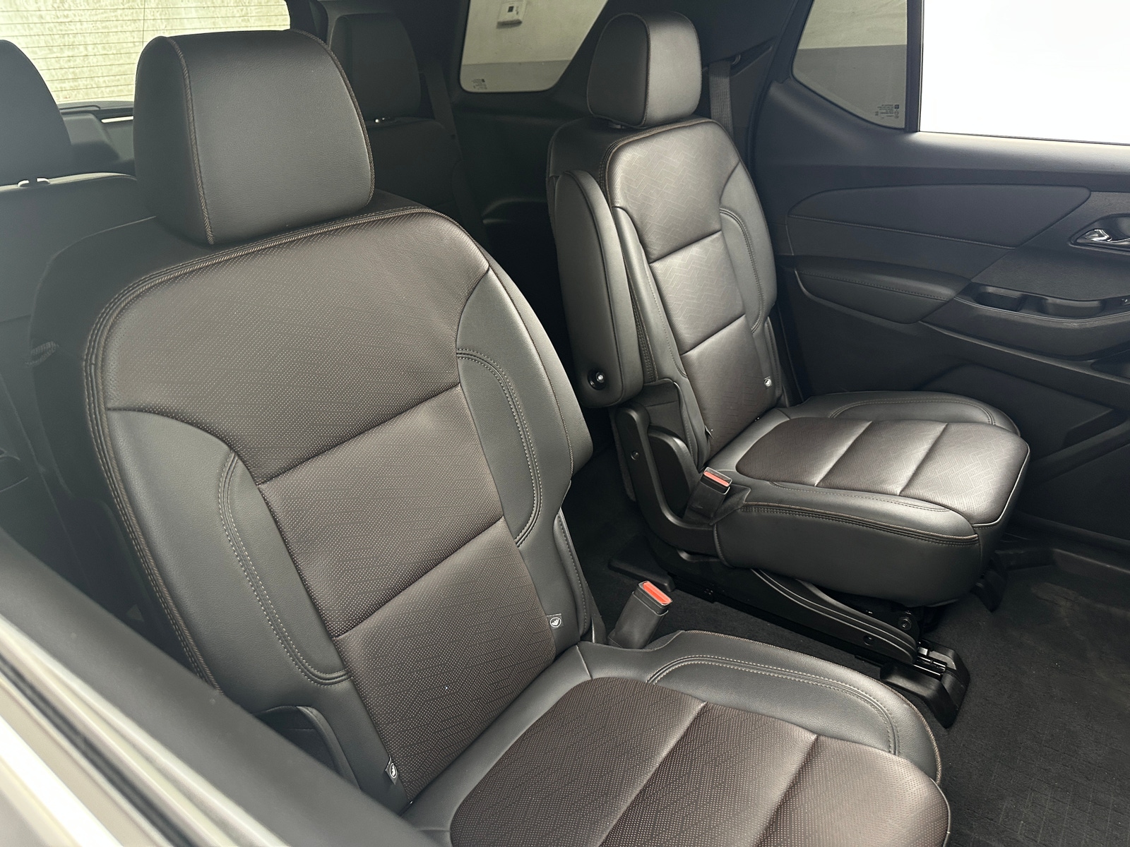 Thumbnail: 2023 Chevrolet Traverse - 5