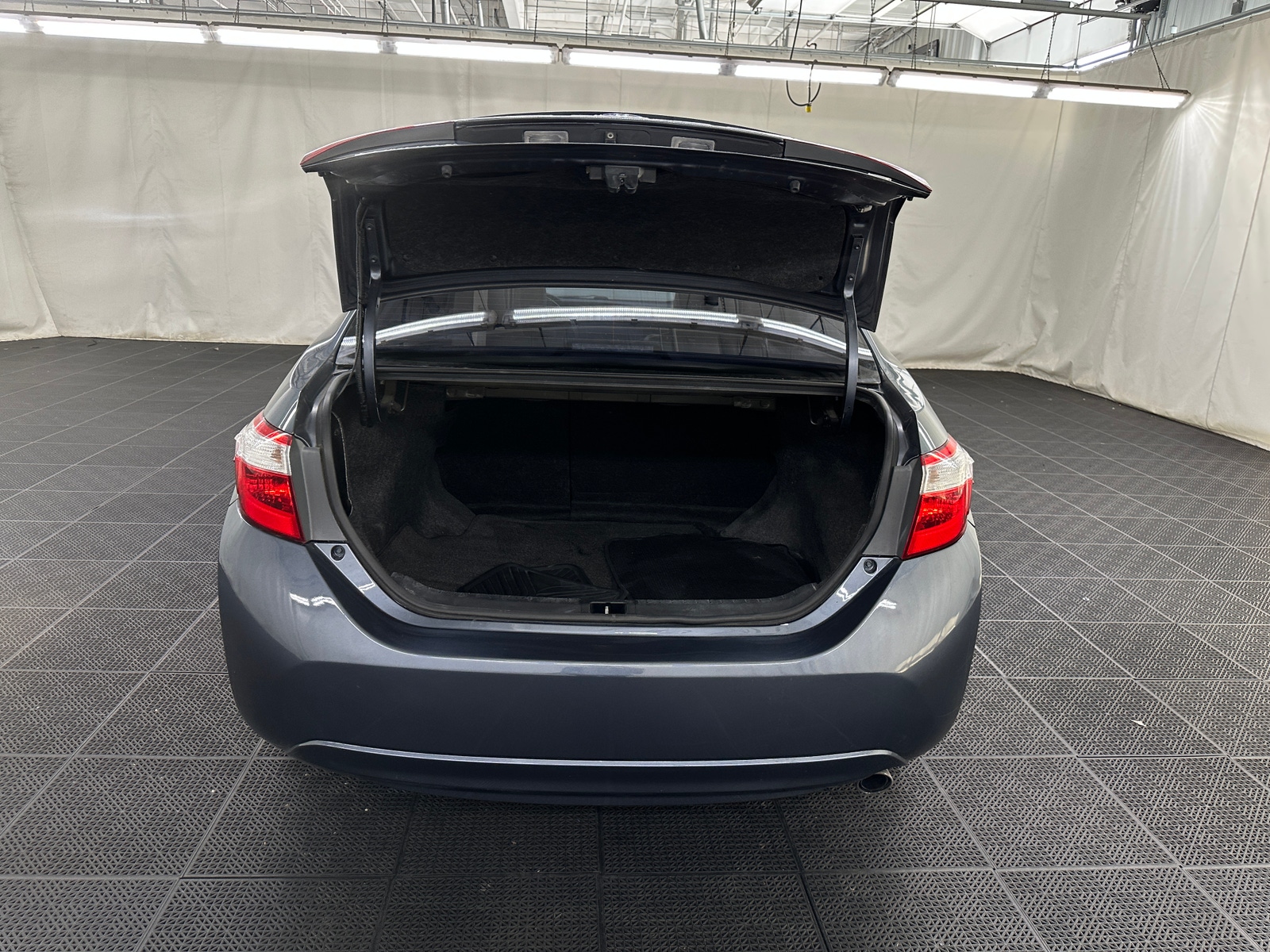 Thumbnail: 2014 Toyota Corolla - 7