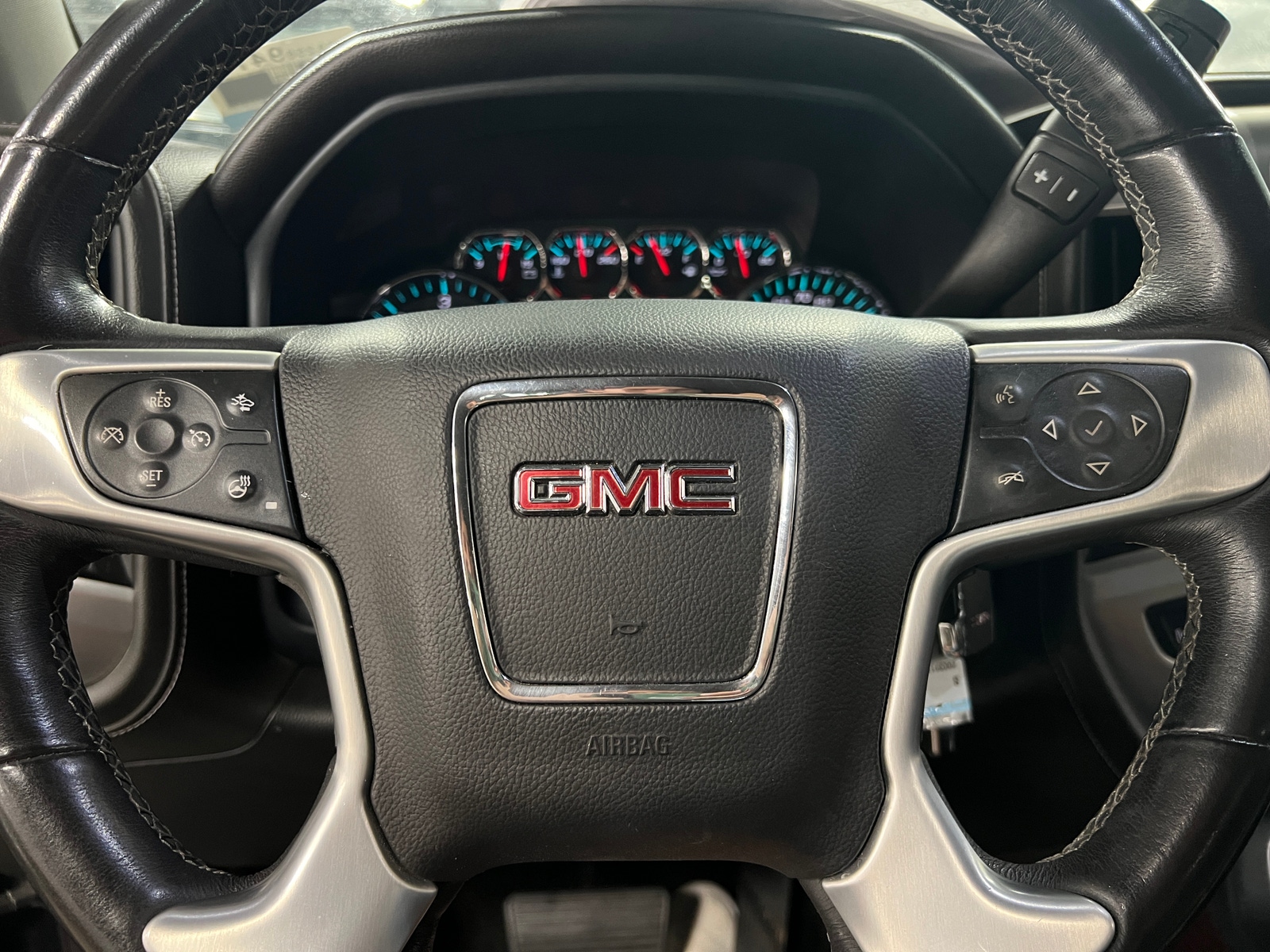 Thumbnail: 2017 GMC Sierra 1500 - 4