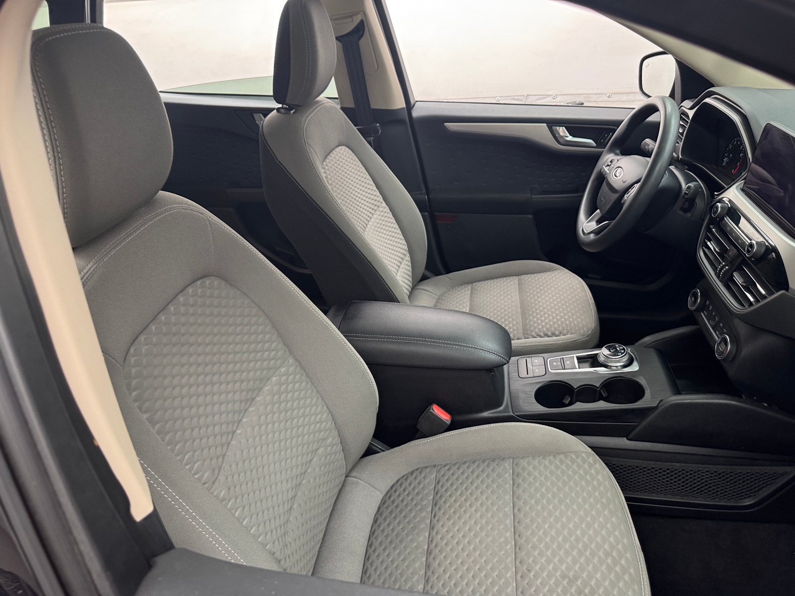Thumbnail: 2020 Ford Escape - 2